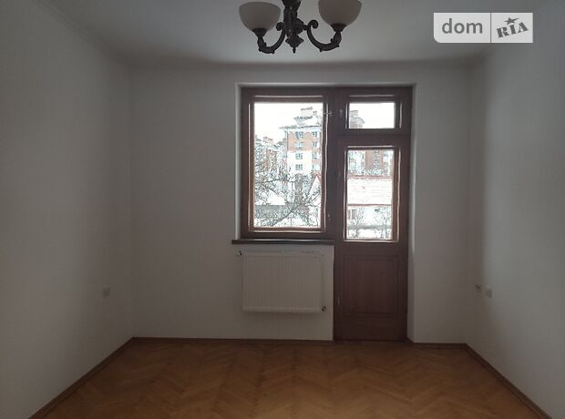 двухэтажный дом с садом, 285 кв. м, кирпич. Продажа в Криховцах (Ивано-Франковская обл.) фото 1 двухэтажный дом с садом, 285 кв. м, кирпич. Продажа в Криховцах (Ивано-Франковская обл.) фото 1