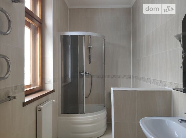 двухэтажный дом с садом, 285 кв. м, кирпич. Продажа в Криховцах (Ивано-Франковская обл.) фото 1 двухэтажный дом с садом, 285 кв. м, кирпич. Продажа в Криховцах (Ивано-Франковская обл.) фото 1