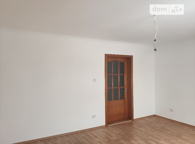 двухэтажный дом с садом, 285 кв. м, кирпич. Продажа в Криховцах (Ивано-Франковская обл.) фото 1 двухэтажный дом с садом, 285 кв. м, кирпич. Продажа в Криховцах (Ивано-Франковская обл.) фото 1