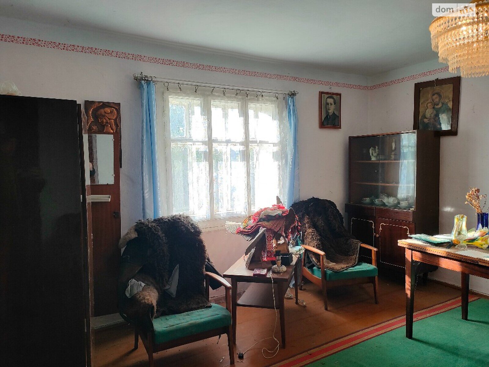 одноэтажный дом с отоплением, 100 кв. м, кирпич. Продажа в Ивано-Франковске фото 1 одноэтажный дом с отоплением, 100 кв. м, кирпич. Продажа в Ивано-Франковске фото 1
