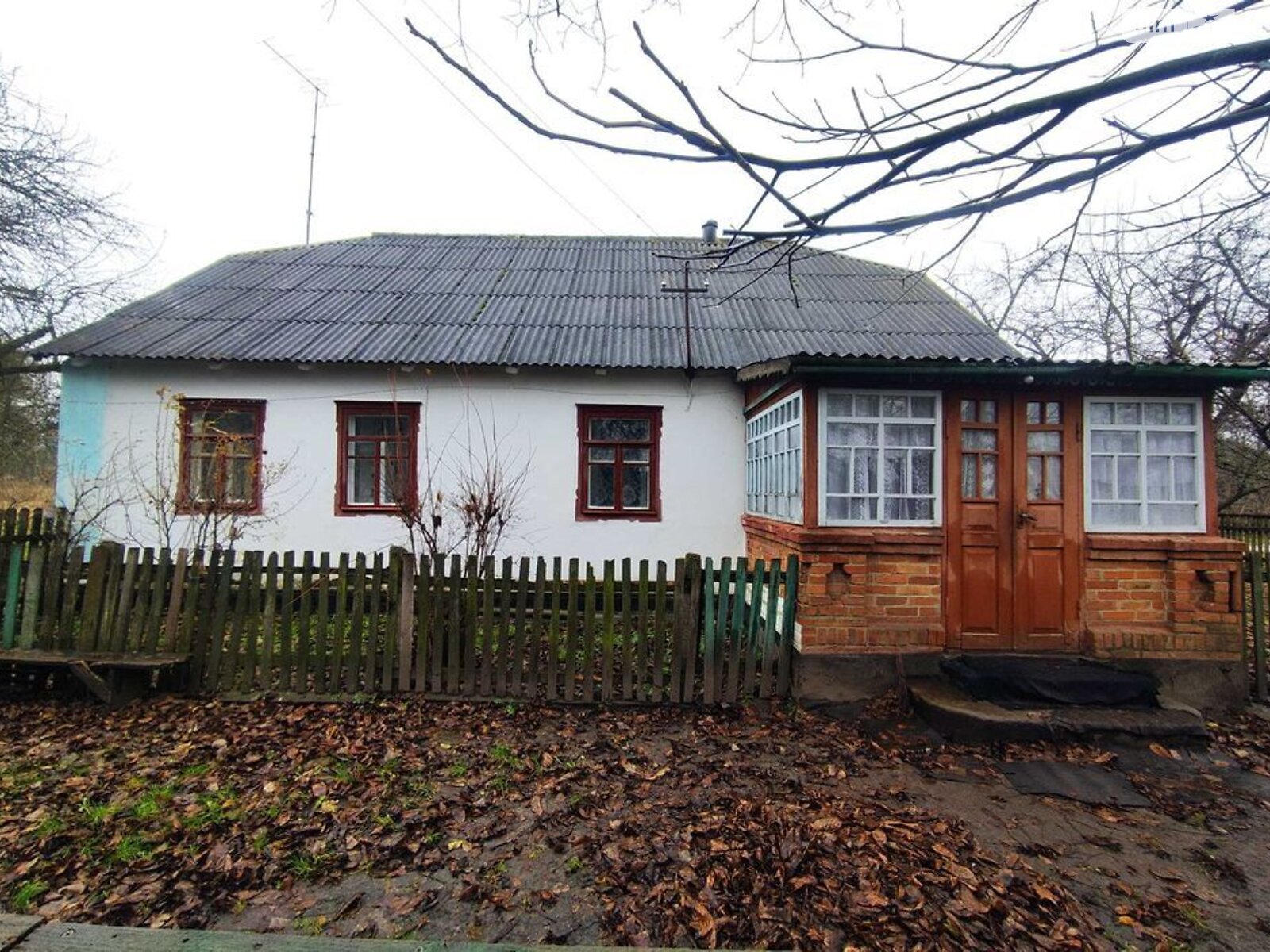 одноэтажный дом с отоплением, 70 кв. м, шлакоблок. Продажа в Иванополе фото 1 одноэтажный дом с отоплением, 70 кв. м, шлакоблок. Продажа в Иванополе фото 1