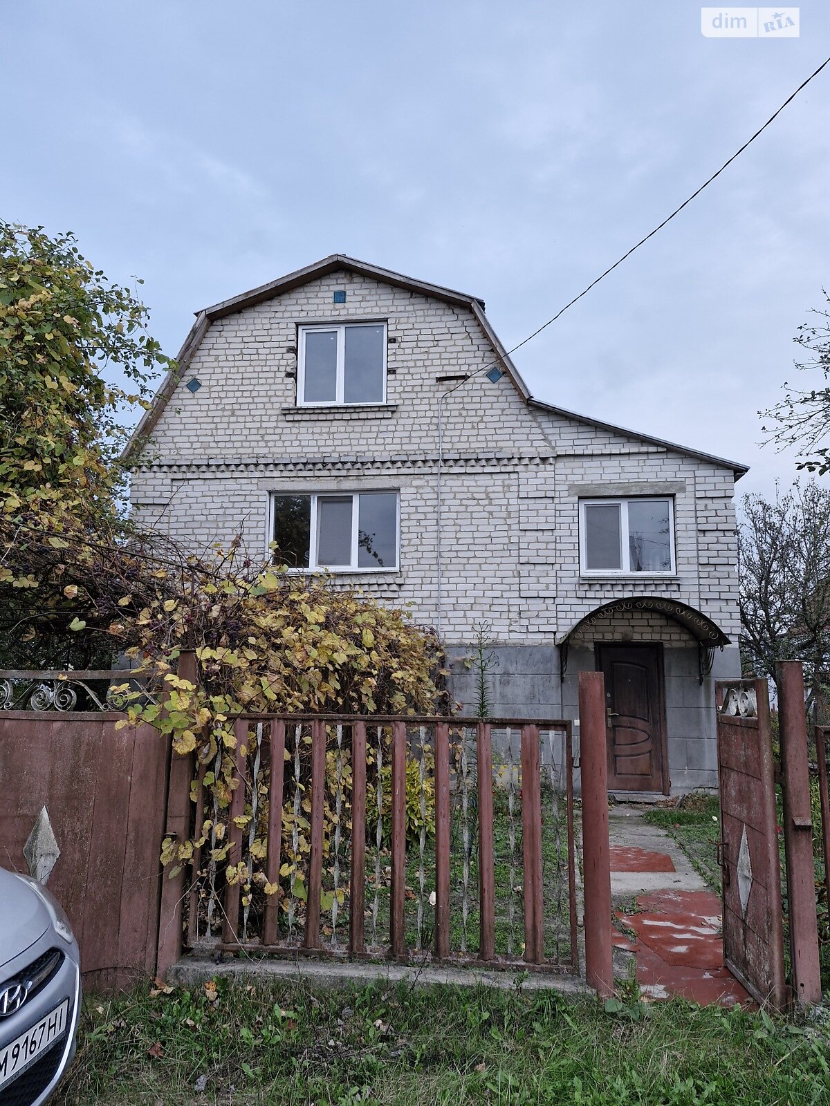 трехэтажный дом, 128 кв. м, кирпич. Продажа в Ивановке фото 1 трехэтажный дом, 128 кв. м, кирпич. Продажа в Ивановке фото 1