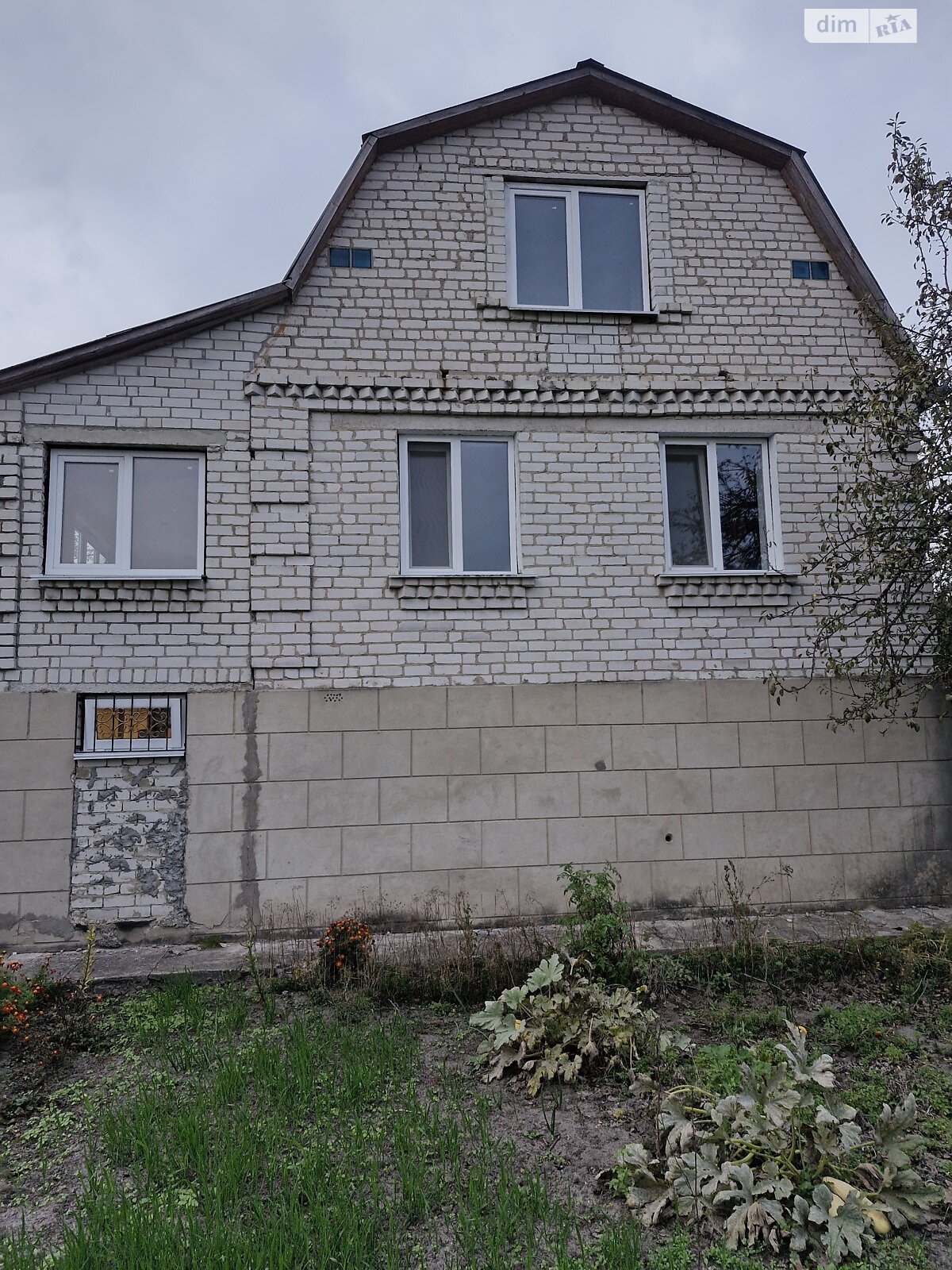 трехэтажный дом, 128 кв. м, кирпич. Продажа в Ивановке фото 1 трехэтажный дом, 128 кв. м, кирпич. Продажа в Ивановке фото 1