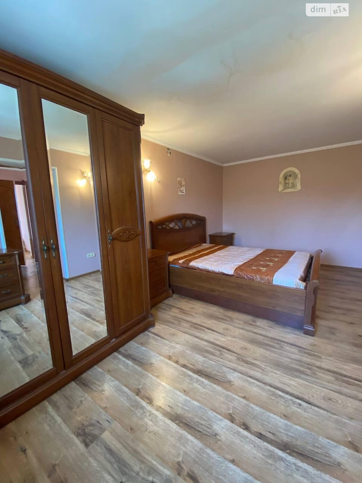 двоповерховий будинок, 174.2 кв. м, кирпич. Продаж у Іванове фото 1 двоповерховий будинок, 174.2 кв. м, кирпич. Продаж у Іванове фото 1