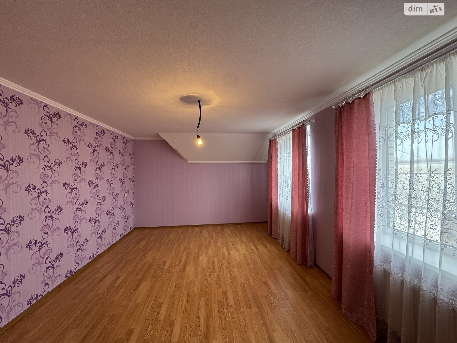 двоповерховий будинок, 248 кв. м, цегла. Продаж у Жабелівці фото 1 двоповерховий будинок, 248 кв. м, цегла. Продаж у Жабелівці фото 1