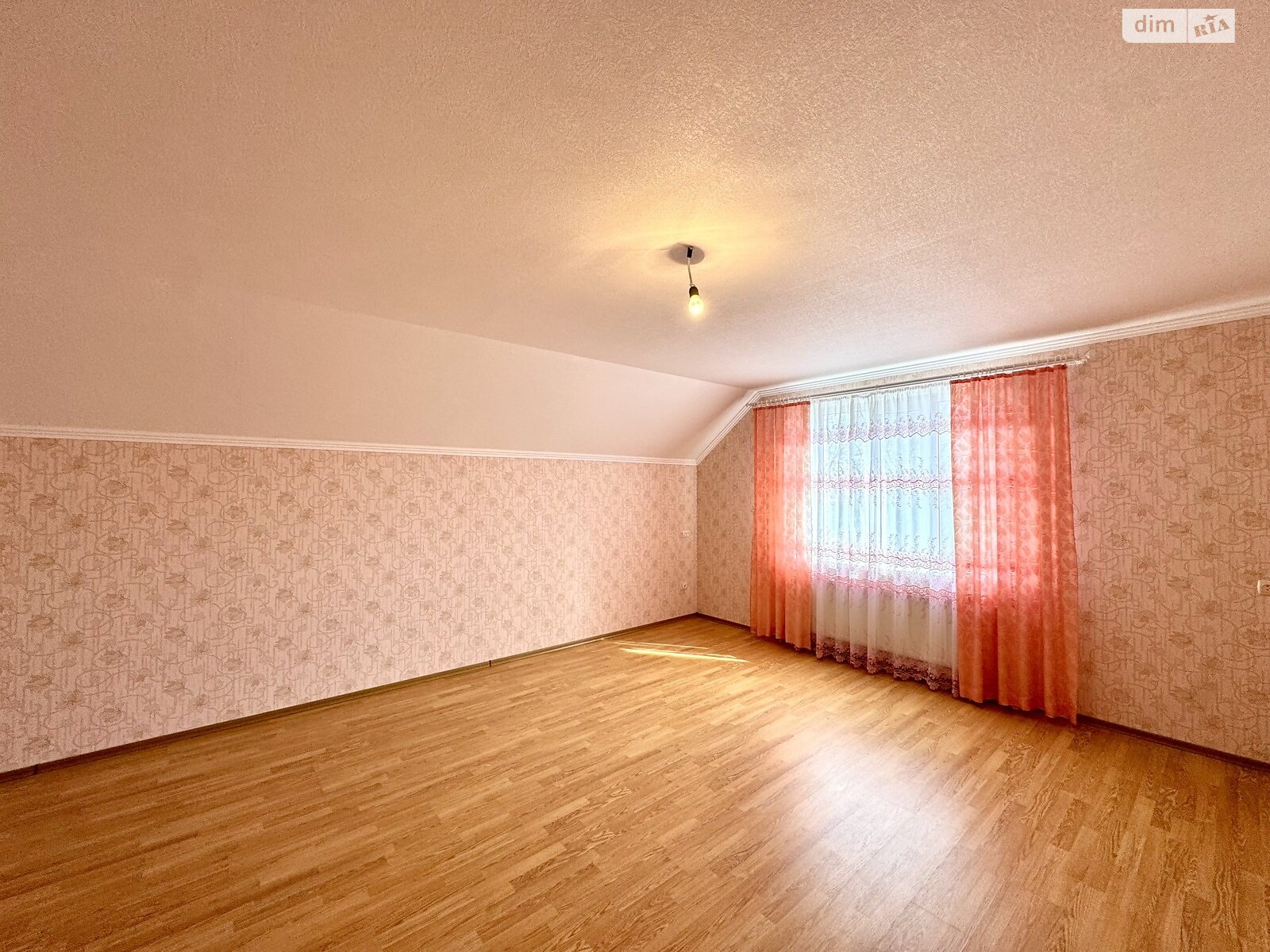 двоповерховий будинок, 248 кв. м, цегла. Продаж у Жабелівці фото 1 двоповерховий будинок, 248 кв. м, цегла. Продаж у Жабелівці фото 1