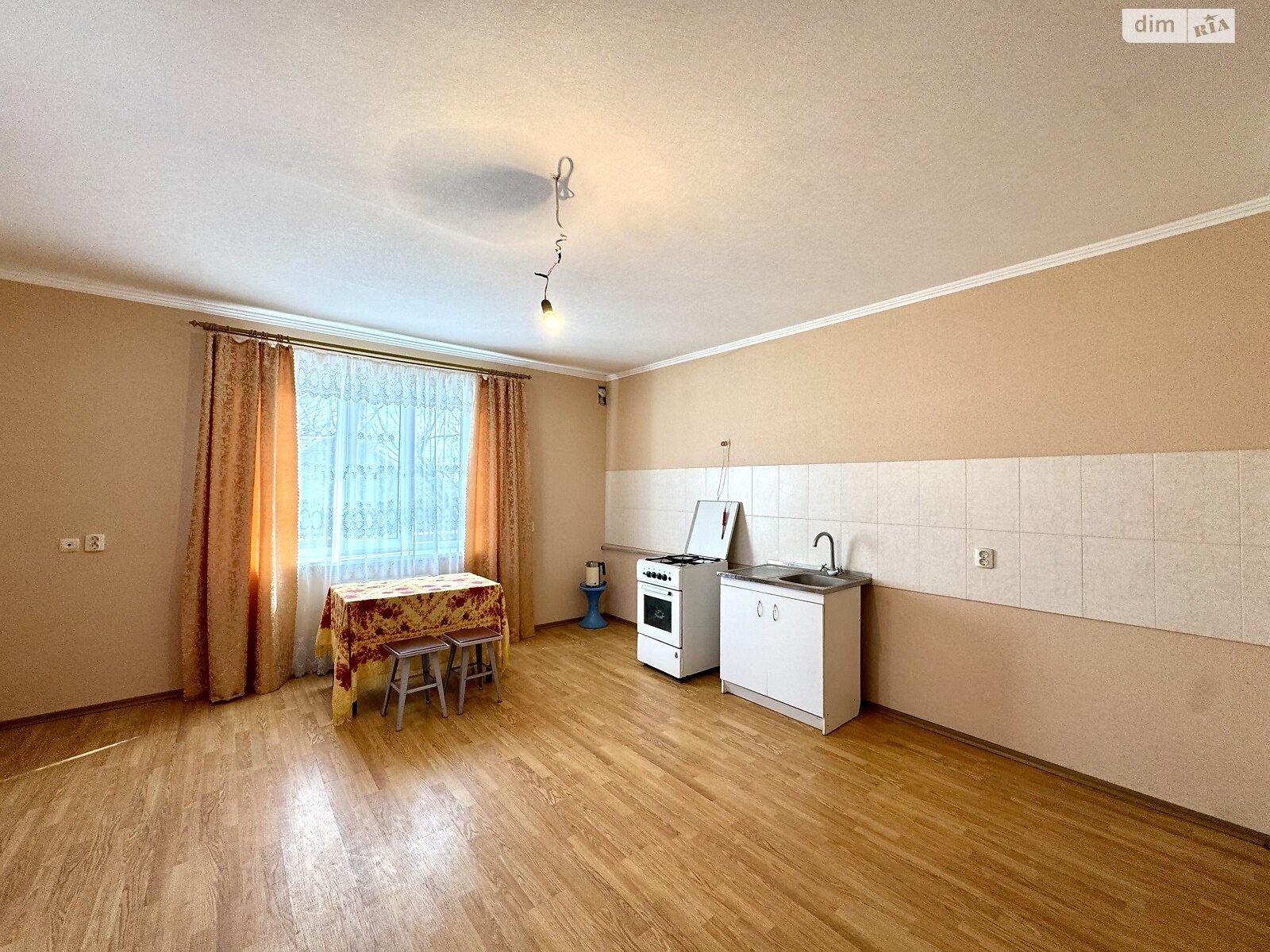 двоповерховий будинок, 248 кв. м, цегла. Продаж у Жабелівці фото 1 двоповерховий будинок, 248 кв. м, цегла. Продаж у Жабелівці фото 1