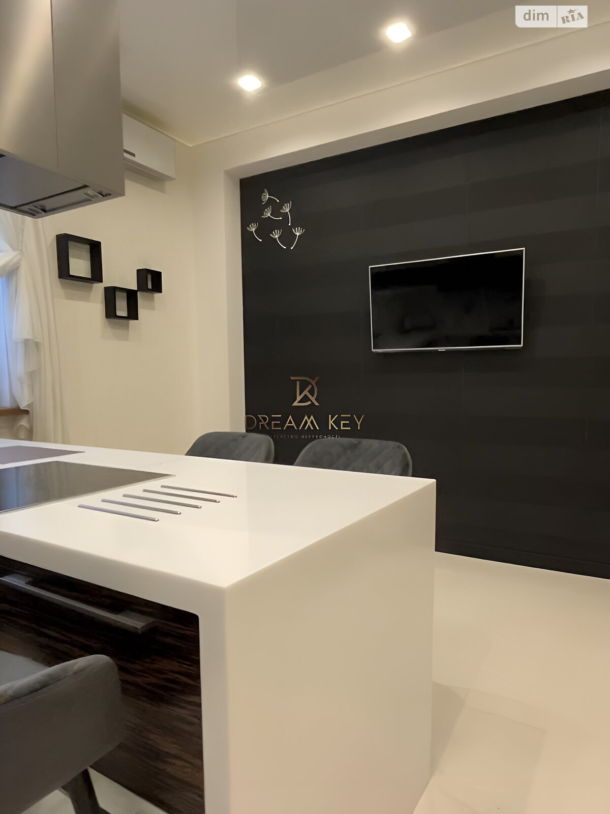 двухэтажный дом, 200 кв. м, кирпич. Продажа в Жеребятине фото 1 двухэтажный дом, 200 кв. м, кирпич. Продажа в Жеребятине фото 1
