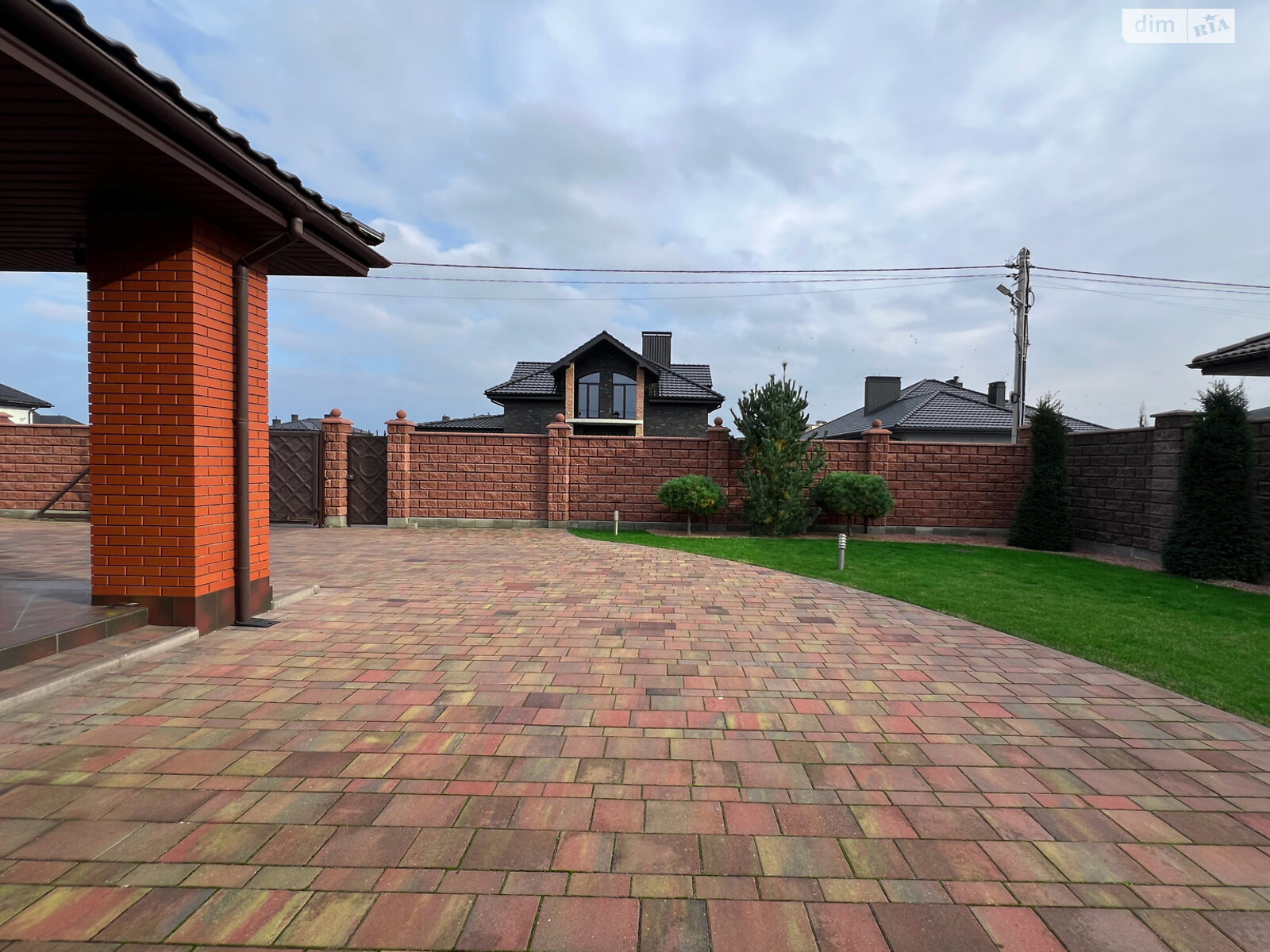 одноповерховий будинок з гаражем, 179.1 кв. м, цегла. Продаж у Житині фото 1 одноповерховий будинок з гаражем, 179.1 кв. м, цегла. Продаж у Житині фото 1