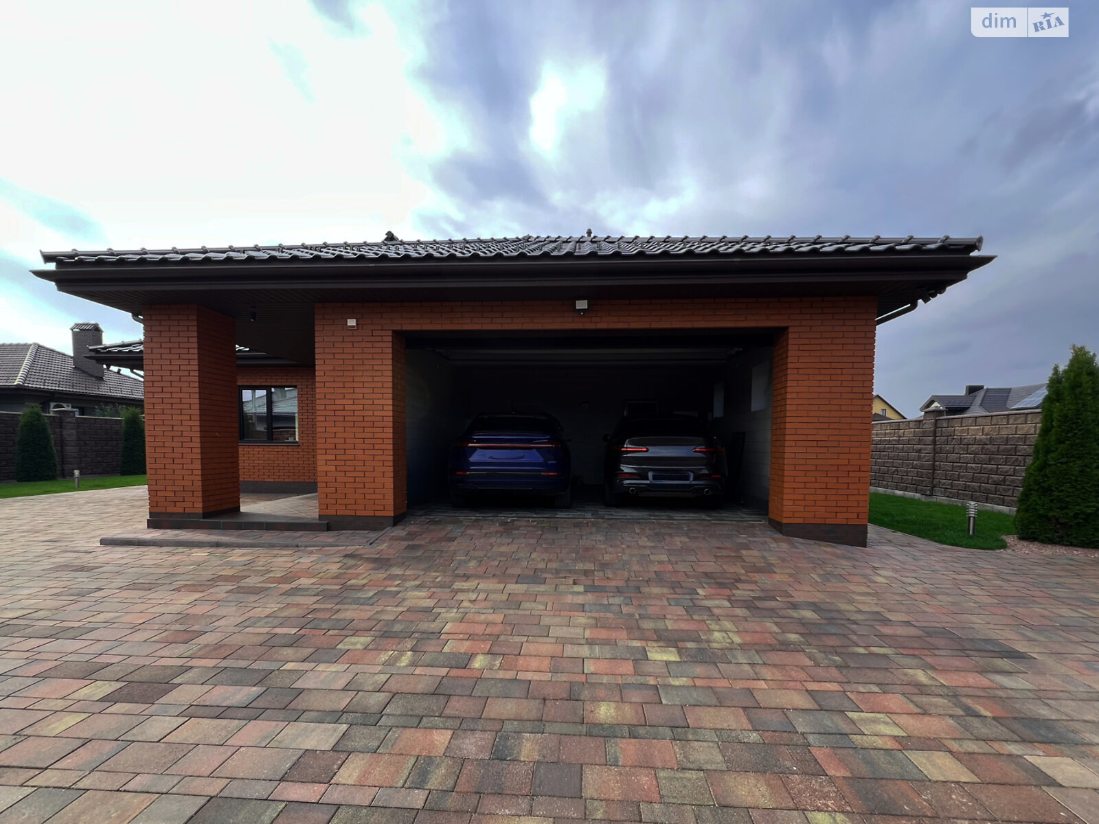 одноповерховий будинок з гаражем, 179.1 кв. м, цегла. Продаж у Житині фото 1 одноповерховий будинок з гаражем, 179.1 кв. м, цегла. Продаж у Житині фото 1