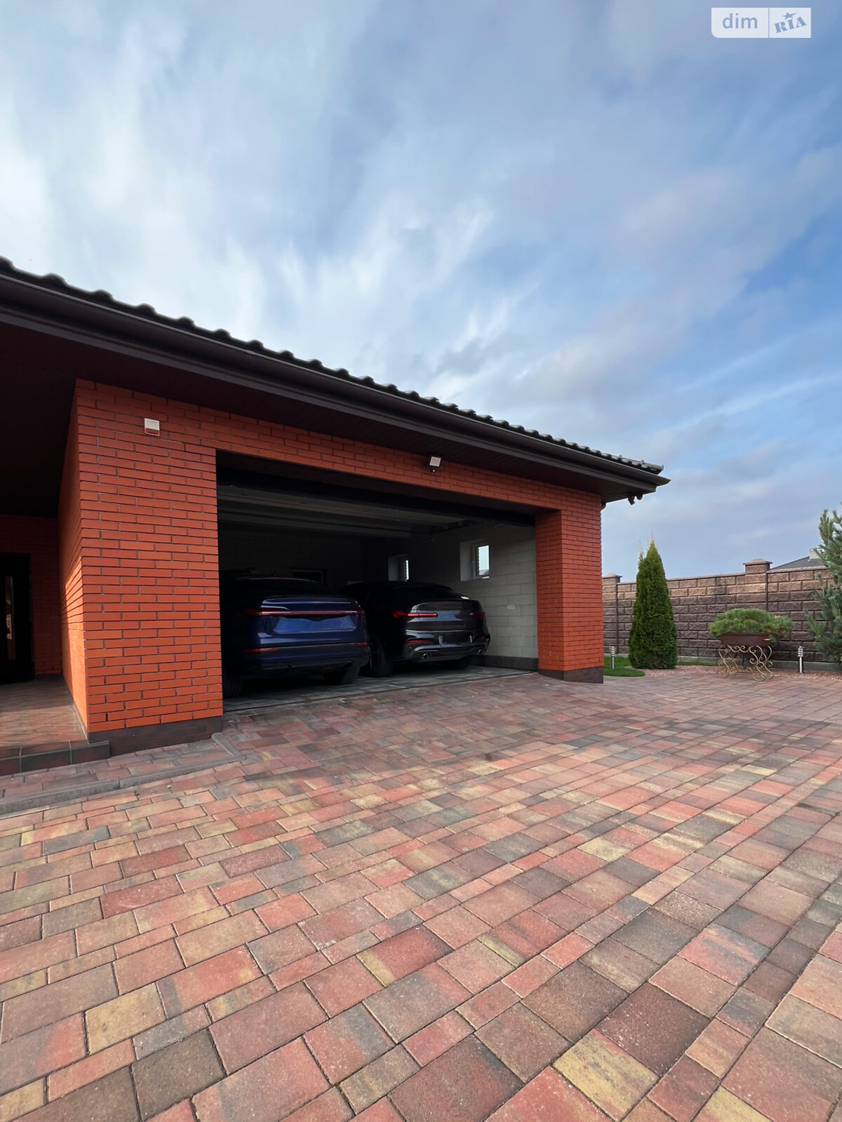 одноповерховий будинок з гаражем, 179.1 кв. м, цегла. Продаж у Житині фото 1 одноповерховий будинок з гаражем, 179.1 кв. м, цегла. Продаж у Житині фото 1