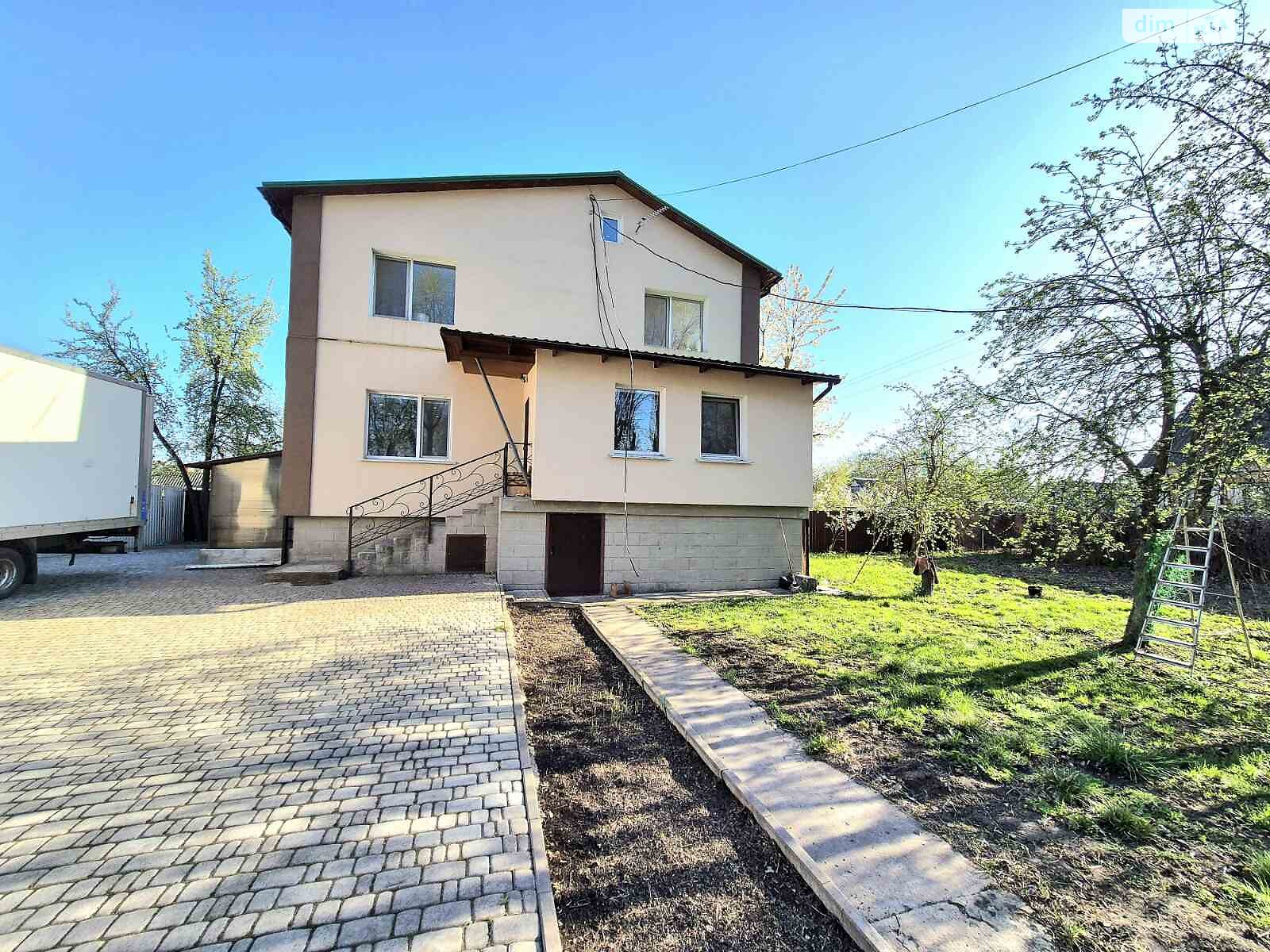 двухэтажный дом с отоплением, 237 кв. м, кирпич. Продажа в Житомире район Аэропорт фото 1 двухэтажный дом с отоплением, 237 кв. м, кирпич. Продажа в Житомире район Аэропорт фото 1