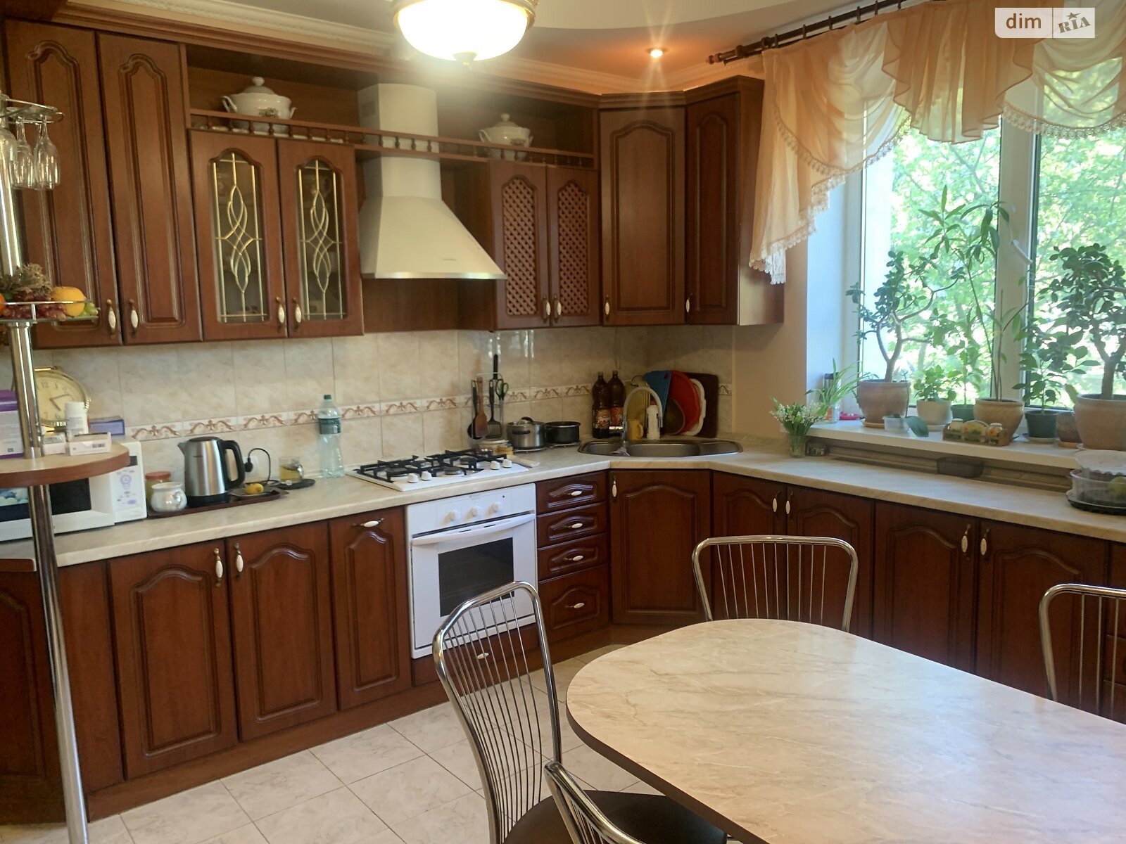 двоповерховий будинок з гаражем, 291 кв. м, цегла. Продаж в Житомирі, район Богунський фото 1 двоповерховий будинок з гаражем, 291 кв. м, цегла. Продаж в Житомирі, район Богунський фото 1