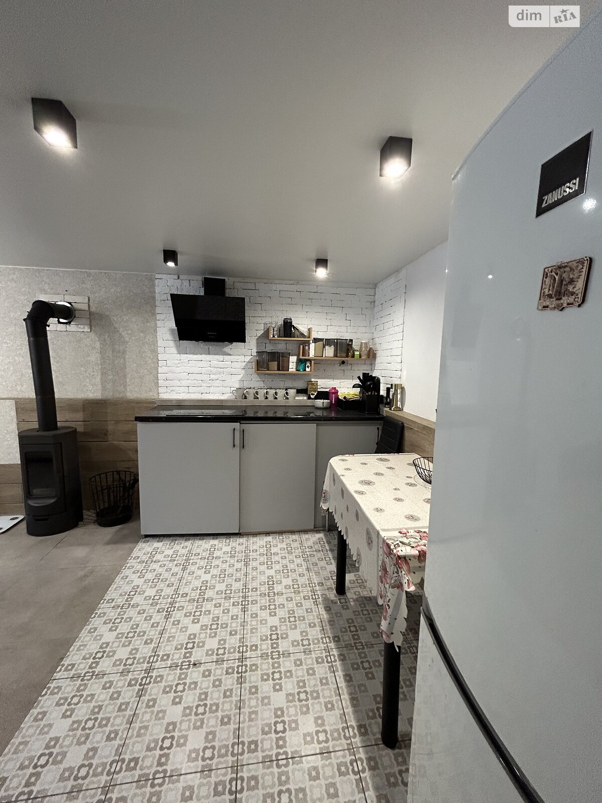 трехэтажный дом, 94.8 кв. м, кирпич. Продажа в Житомире район Богунский фото 1 трехэтажный дом, 94.8 кв. м, кирпич. Продажа в Житомире район Богунский фото 1