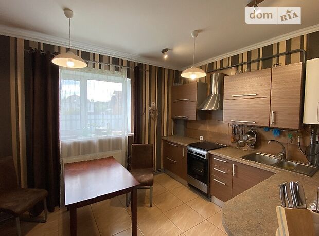 двухэтажный дом с садом, 120 кв. м, кирпич. Продажа в Довжике (Житомирская обл.) фото 1 двухэтажный дом с садом, 120 кв. м, кирпич. Продажа в Довжике (Житомирская обл.) фото 1