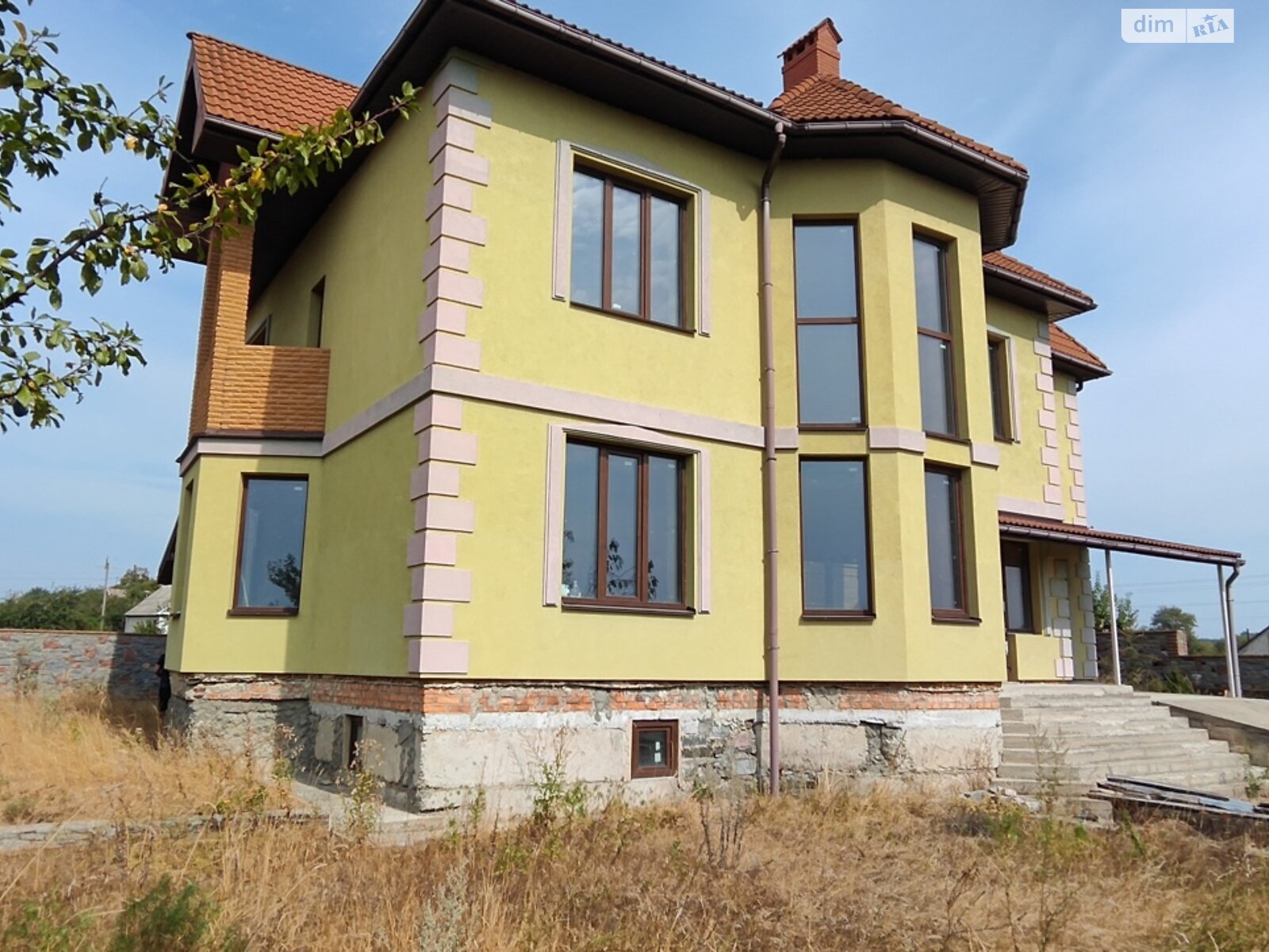 двухэтажный дом с верандой, 253 кв. м, кирпич. Продажа в Житомире район Корбутовка фото 1 двухэтажный дом с верандой, 253 кв. м, кирпич. Продажа в Житомире район Корбутовка фото 1