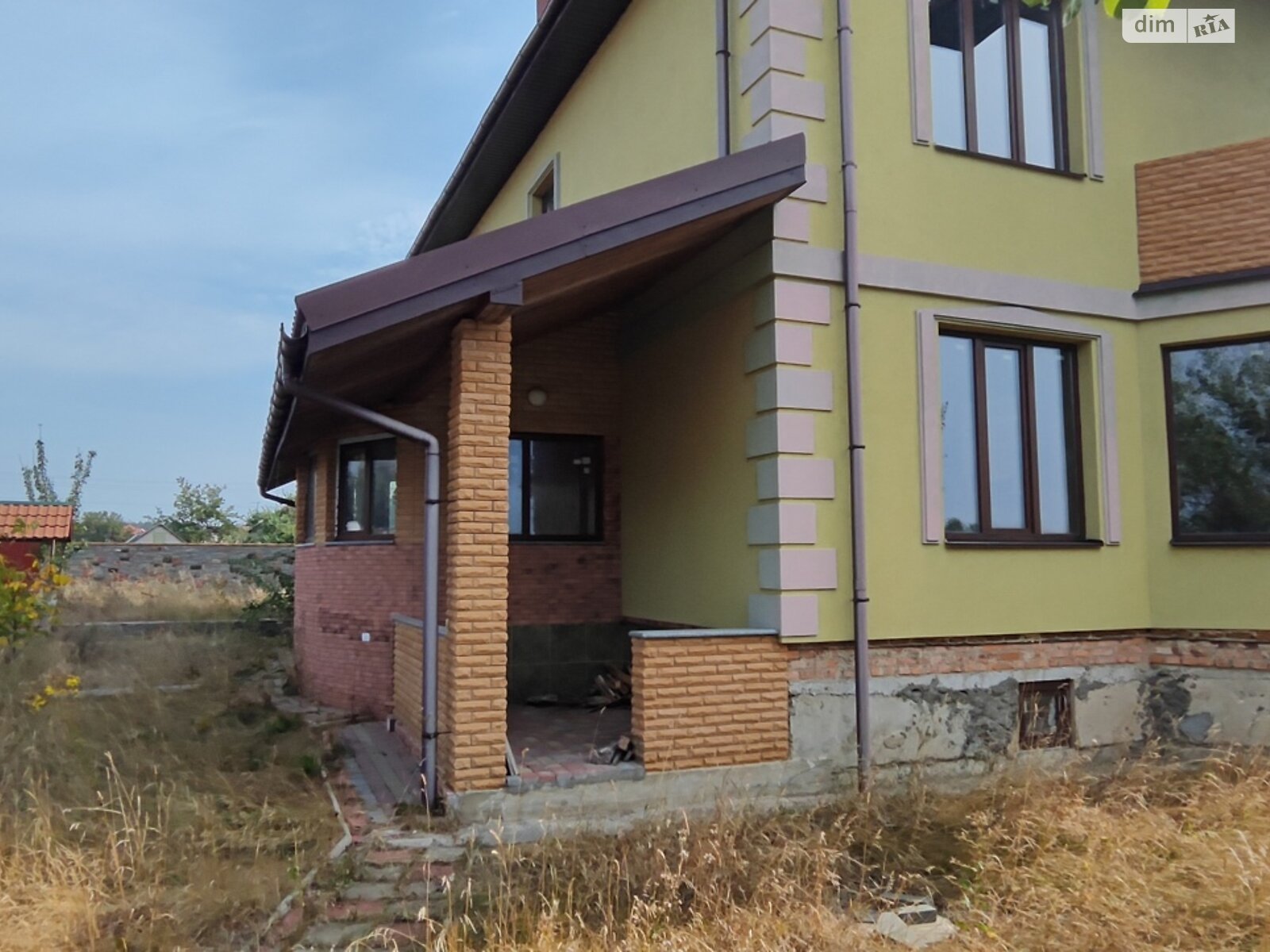 двухэтажный дом с верандой, 253 кв. м, кирпич. Продажа в Житомире район Корбутовка фото 1 двухэтажный дом с верандой, 253 кв. м, кирпич. Продажа в Житомире район Корбутовка фото 1