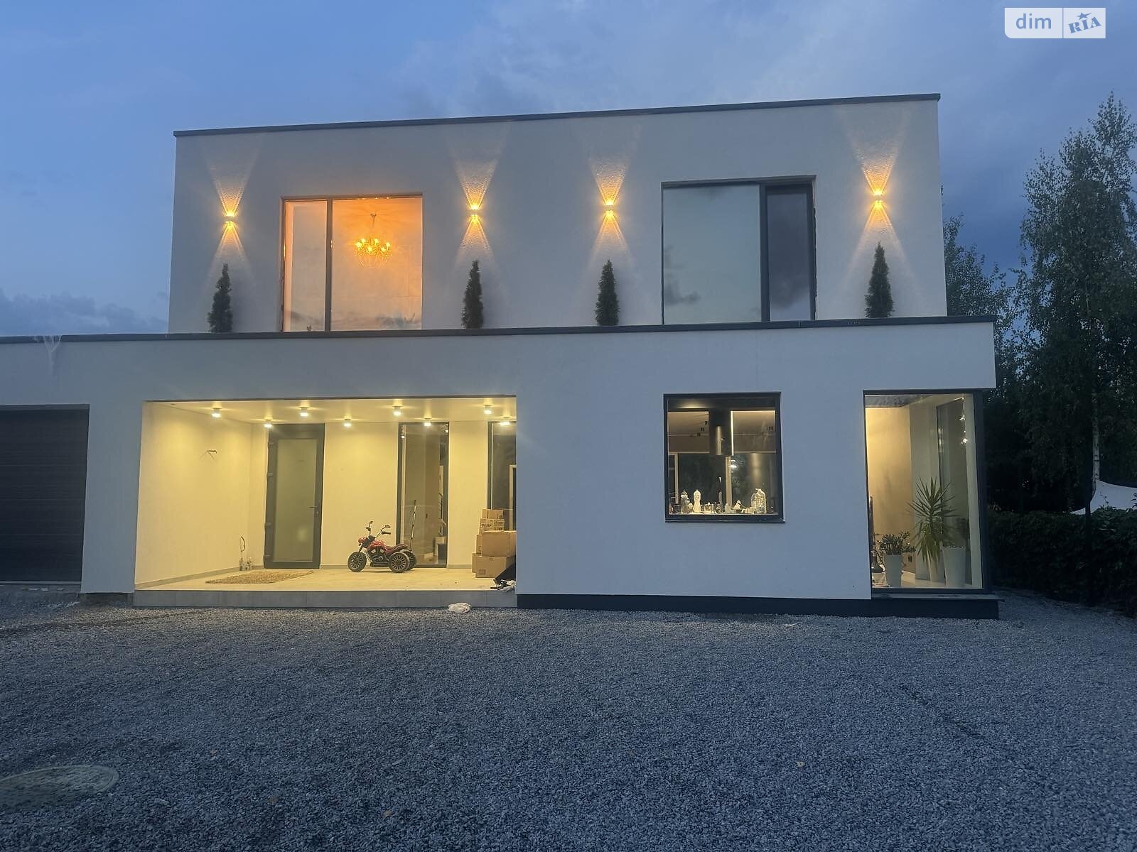 двоповерховий будинок з гаражем, 235 кв. м, цегла. Продаж в Житомирі, район Корбутівка фото 1 двоповерховий будинок з гаражем, 235 кв. м, цегла. Продаж в Житомирі, район Корбутівка фото 1