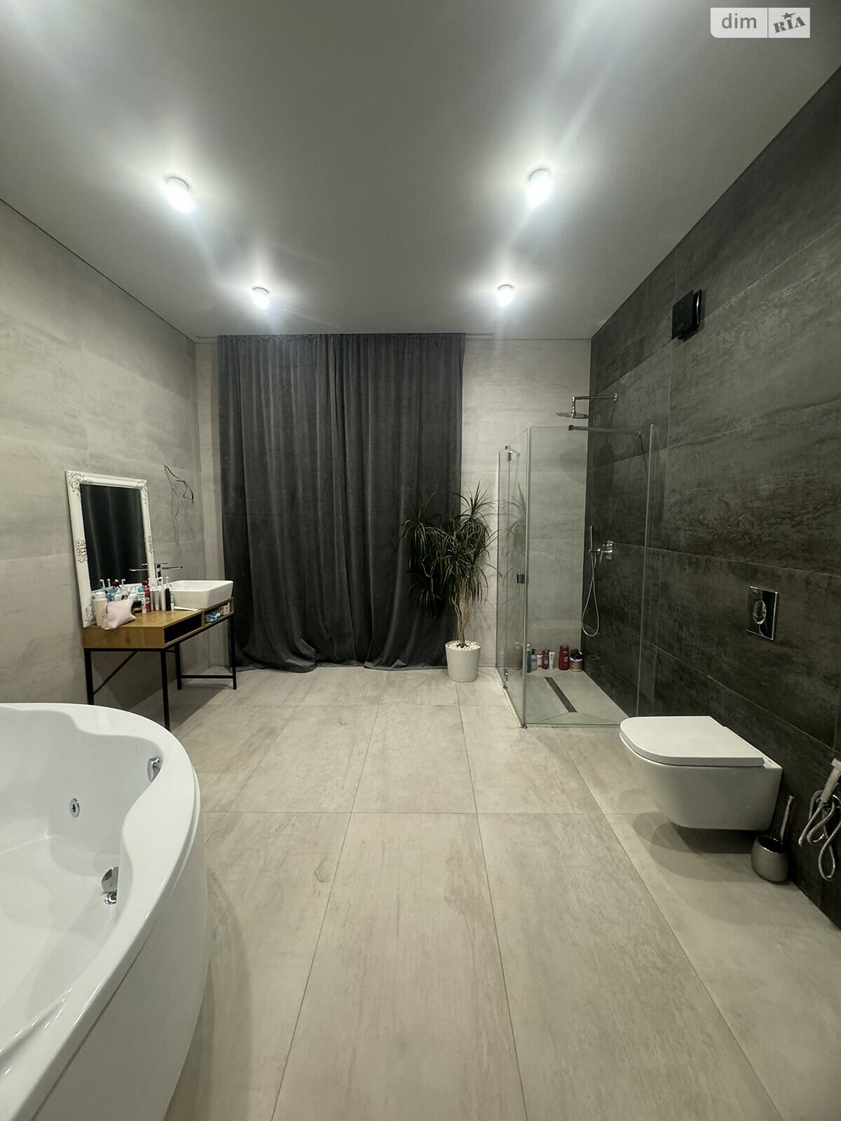 двоповерховий будинок з гаражем, 235 кв. м, цегла. Продаж в Житомирі, район Корбутівка фото 1 двоповерховий будинок з гаражем, 235 кв. м, цегла. Продаж в Житомирі, район Корбутівка фото 1