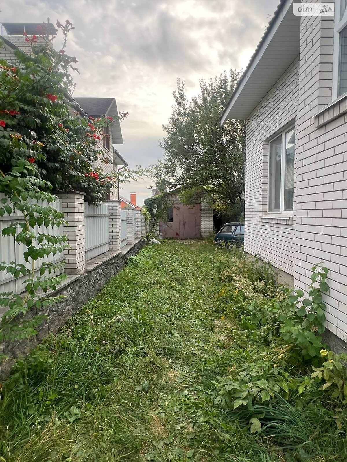 двухэтажный дом с гаражом, 131 кв. м, кирпич. Продажа в Житомире фото 1 двухэтажный дом с гаражом, 131 кв. м, кирпич. Продажа в Житомире фото 1