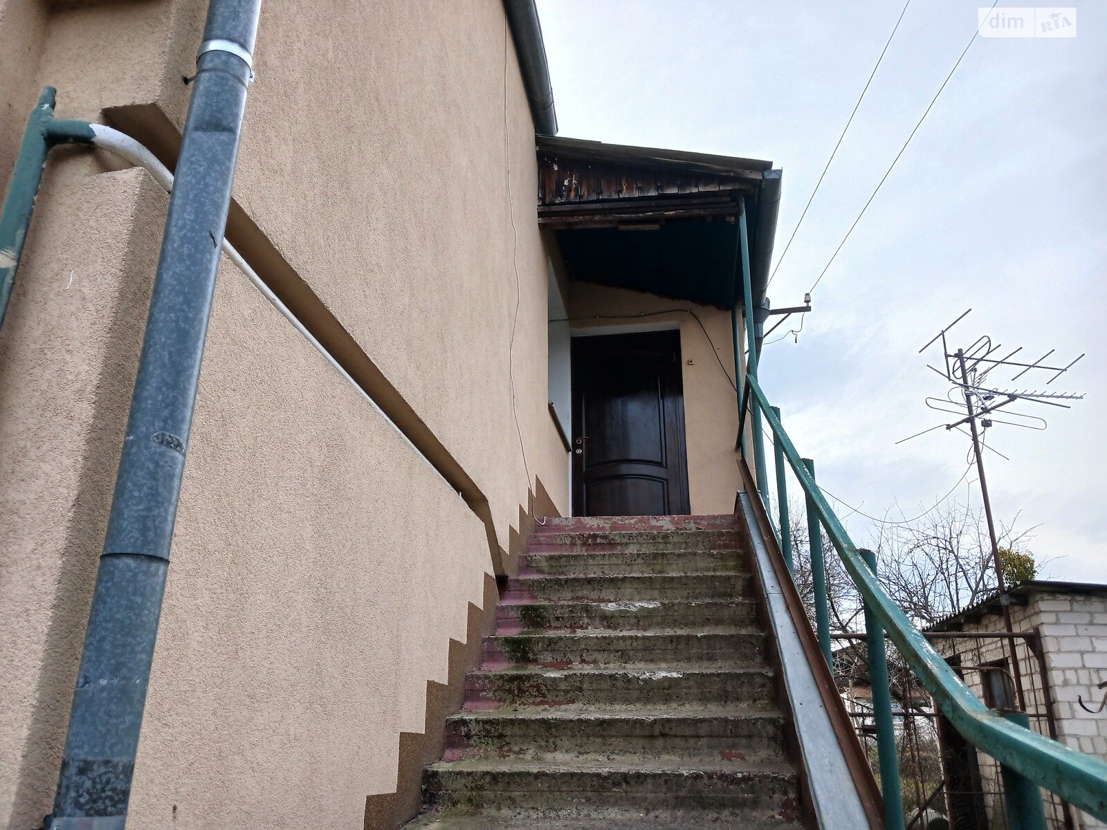трехэтажный дом с гаражом, 191 кв. м, кирпич. Продажа в Житомире район Малеванка фото 1