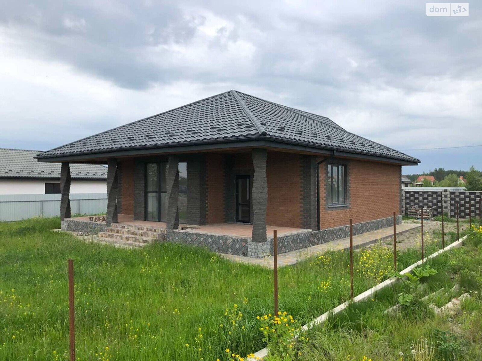 одноэтажный дом с мансардой, 115 кв. м, пенобетон. Продажа в Житомире фото 1 одноэтажный дом с мансардой, 115 кв. м, пенобетон. Продажа в Житомире фото 1