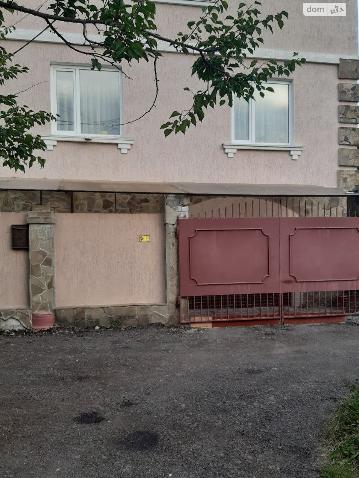 двухэтажный дом с верандой, 208 кв. м, кирпич. Продажа в Житомире фото 1 двухэтажный дом с верандой, 208 кв. м, кирпич. Продажа в Житомире фото 1