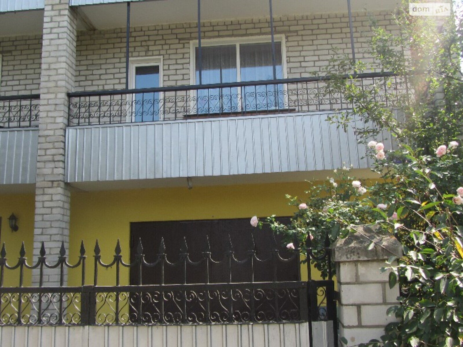 двухэтажный дом с балконом, 263.8 кв. м, кирпич. Продажа в Житомире район Марьяновка фото 1 двухэтажный дом с балконом, 263.8 кв. м, кирпич. Продажа в Житомире район Марьяновка фото 1