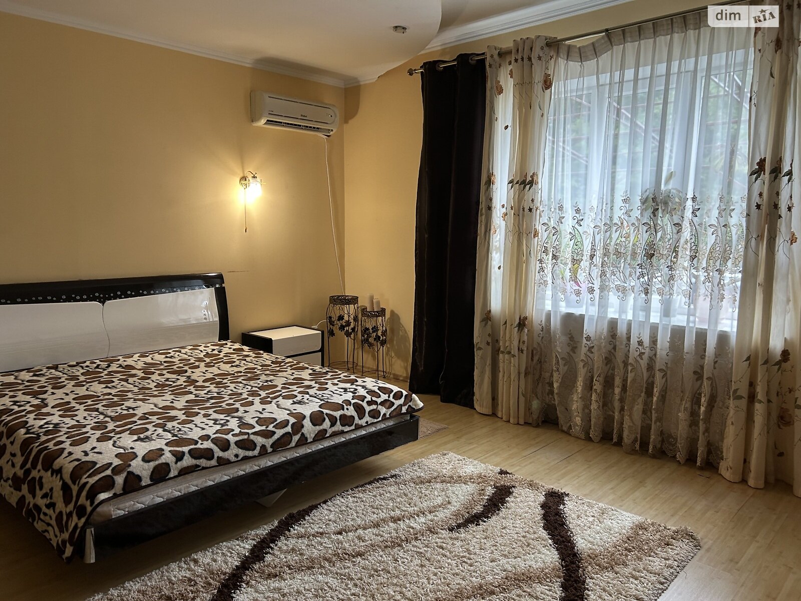 двухэтажный дом, 240 кв. м, кирпич. Продажа в Житомире район Рудня фото 1 двухэтажный дом, 240 кв. м, кирпич. Продажа в Житомире район Рудня фото 1