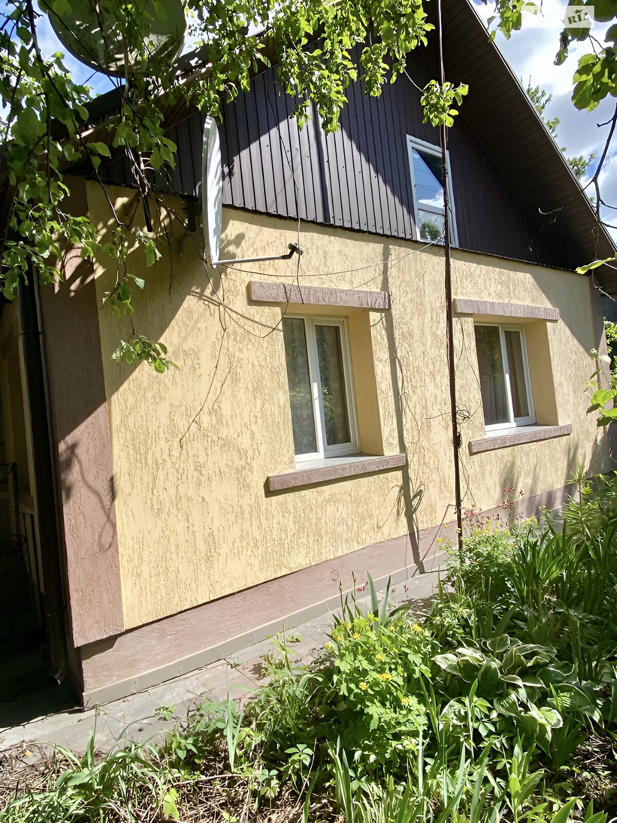 одноэтажный дом с гаражом, 91.4 кв. м, кирпич. Продажа в Житомире район Сенный рынок фото 1 одноэтажный дом с гаражом, 91.4 кв. м, кирпич. Продажа в Житомире район Сенный рынок фото 1