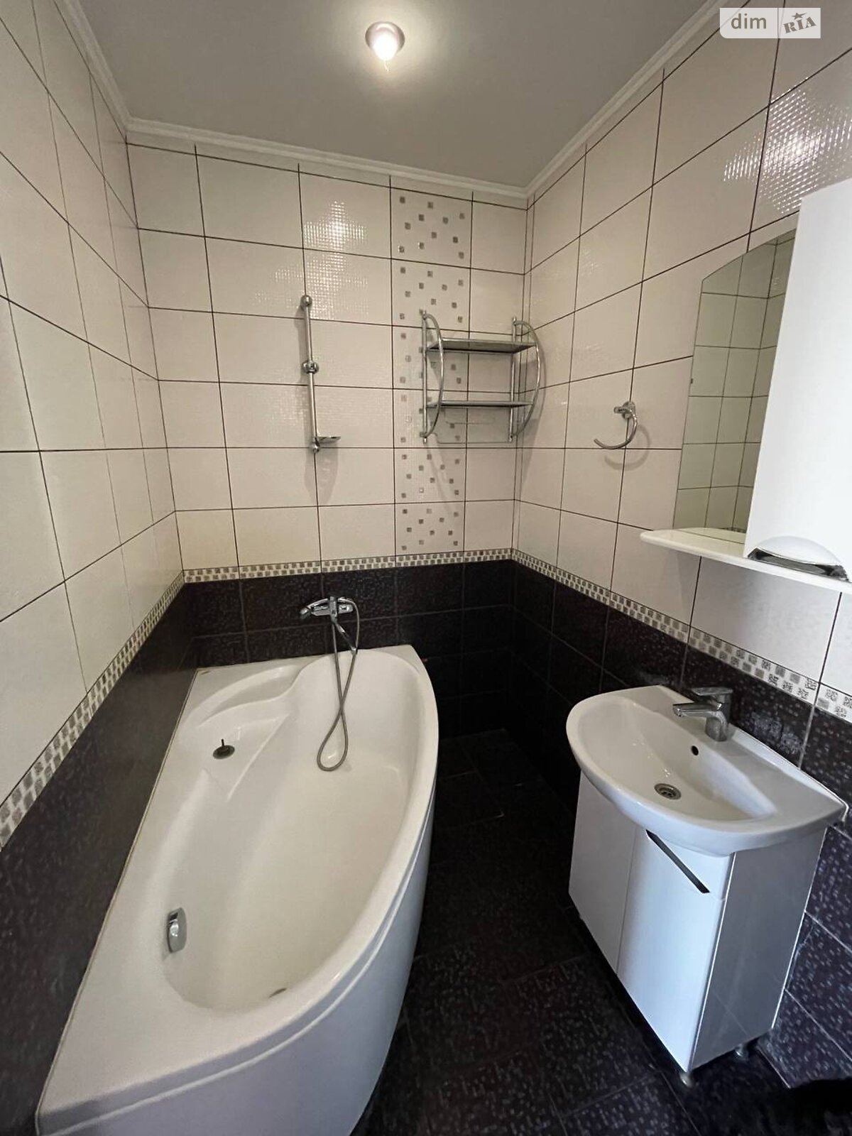 двухэтажный дом с гаражом, 172.3 кв. м, пеноблок. Продажа в Ивановке фото 1 двухэтажный дом с гаражом, 172.3 кв. м, пеноблок. Продажа в Ивановке фото 1