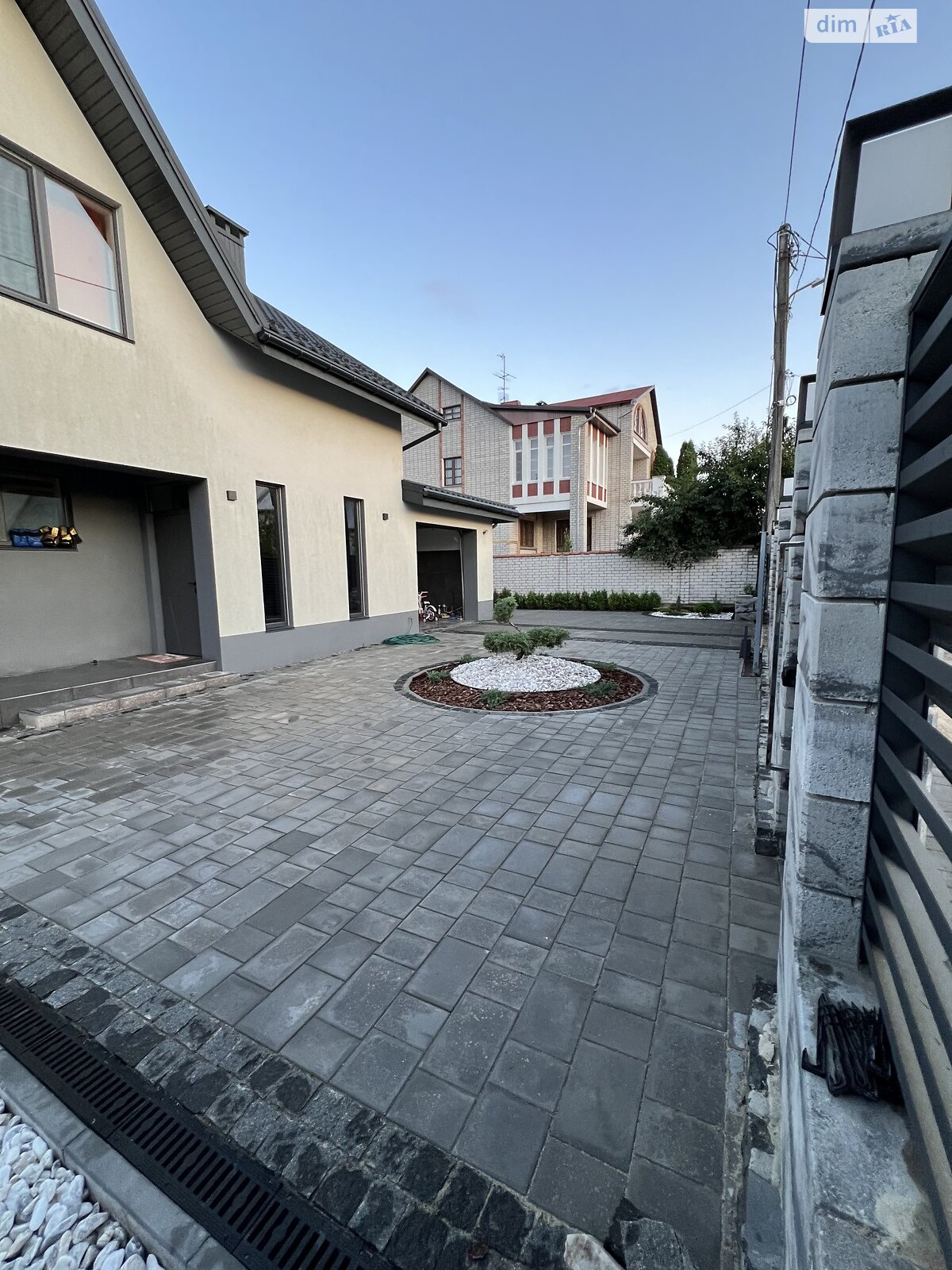 двухэтажный дом с гаражом, 153 кв. м, пеноблок. Продажа в Житомире район Соколова Гора фото 1