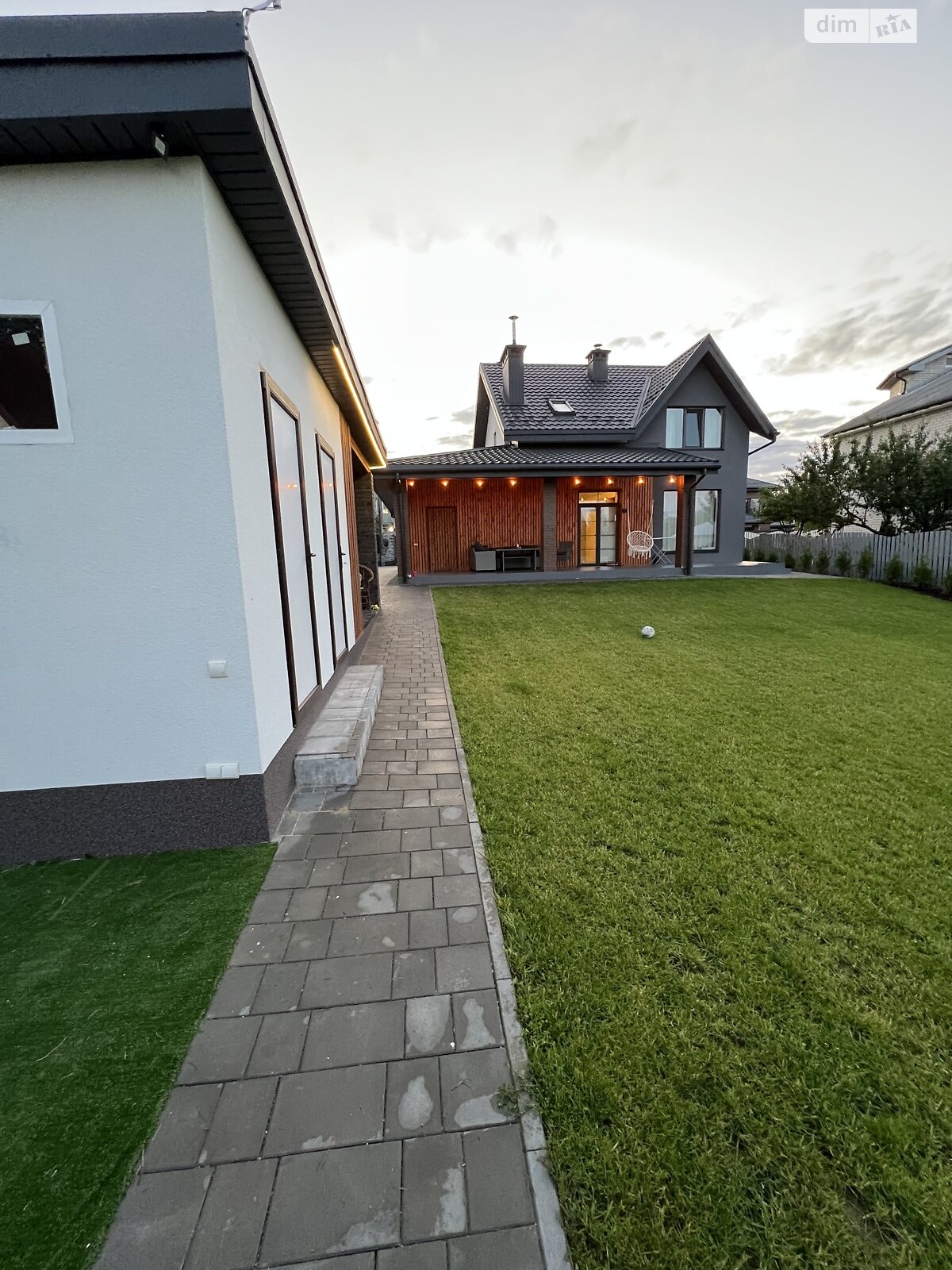 двухэтажный дом с гаражом, 153 кв. м, пеноблок. Продажа в Житомире район Соколова Гора фото 1