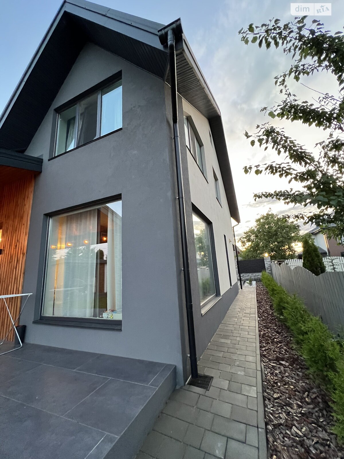 двухэтажный дом с гаражом, 153 кв. м, пеноблок. Продажа в Житомире район Соколова Гора фото 1