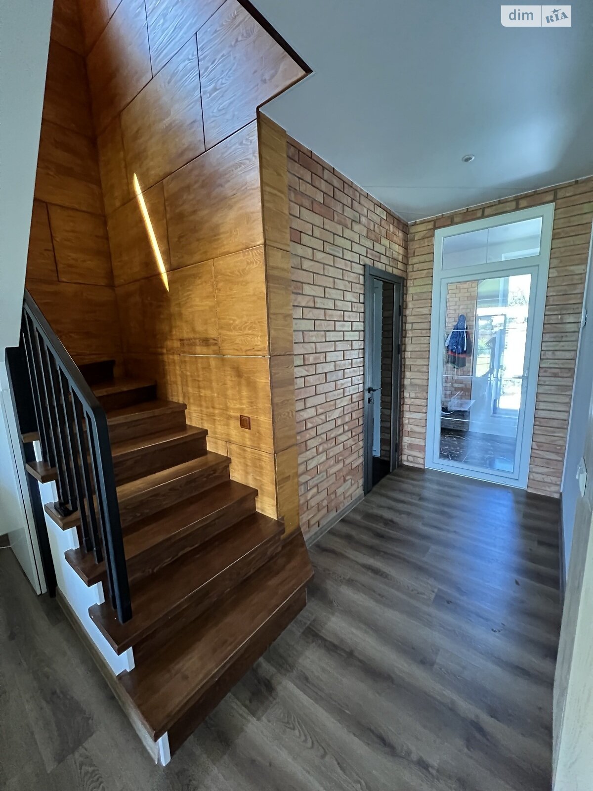 двухэтажный дом с гаражом, 153 кв. м, пеноблок. Продажа в Житомире район Соколова Гора фото 1