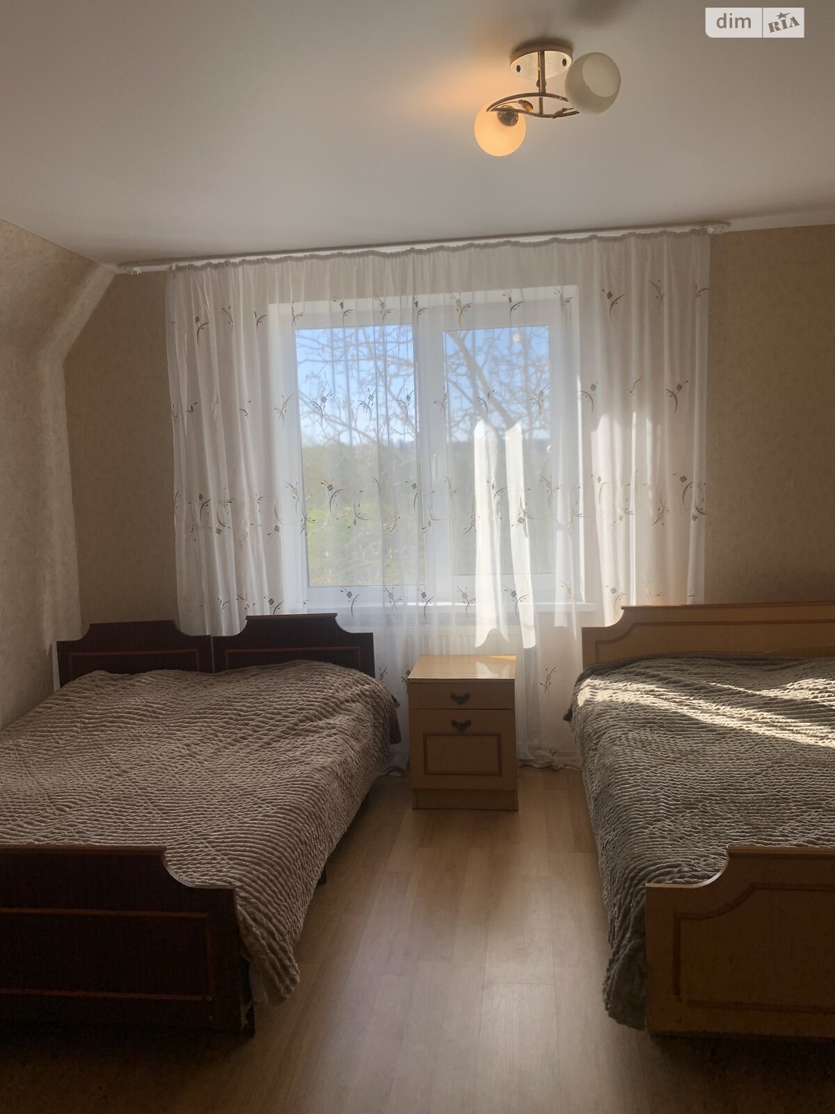 двухэтажный дом с гаражом, 191 кв. м, кирпич. Продажа в Житомире район Соколова Гора фото 1 двухэтажный дом с гаражом, 191 кв. м, кирпич. Продажа в Житомире район Соколова Гора фото 1