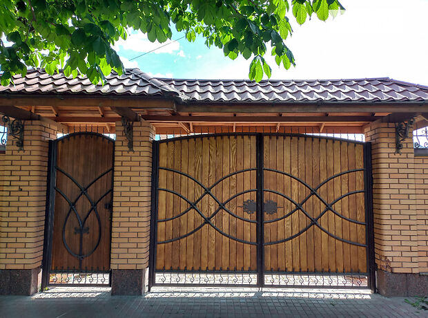 двухэтажный дом с камином, 307 кв. м, кирпич. Продажа в Житомире район Центр фото 1 двухэтажный дом с камином, 307 кв. м, кирпич. Продажа в Житомире район Центр фото 1