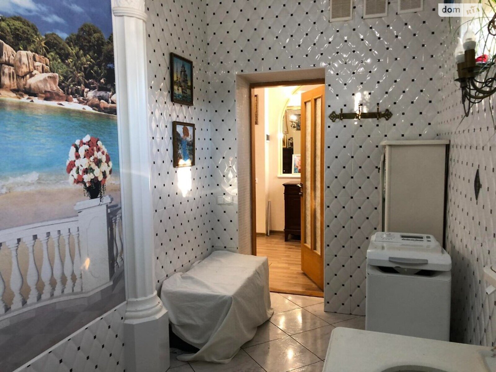 трехэтажный дом, 294 кв. м, кирпич. Продажа в Житомире район Центр фото 1 трехэтажный дом, 294 кв. м, кирпич. Продажа в Житомире район Центр фото 1