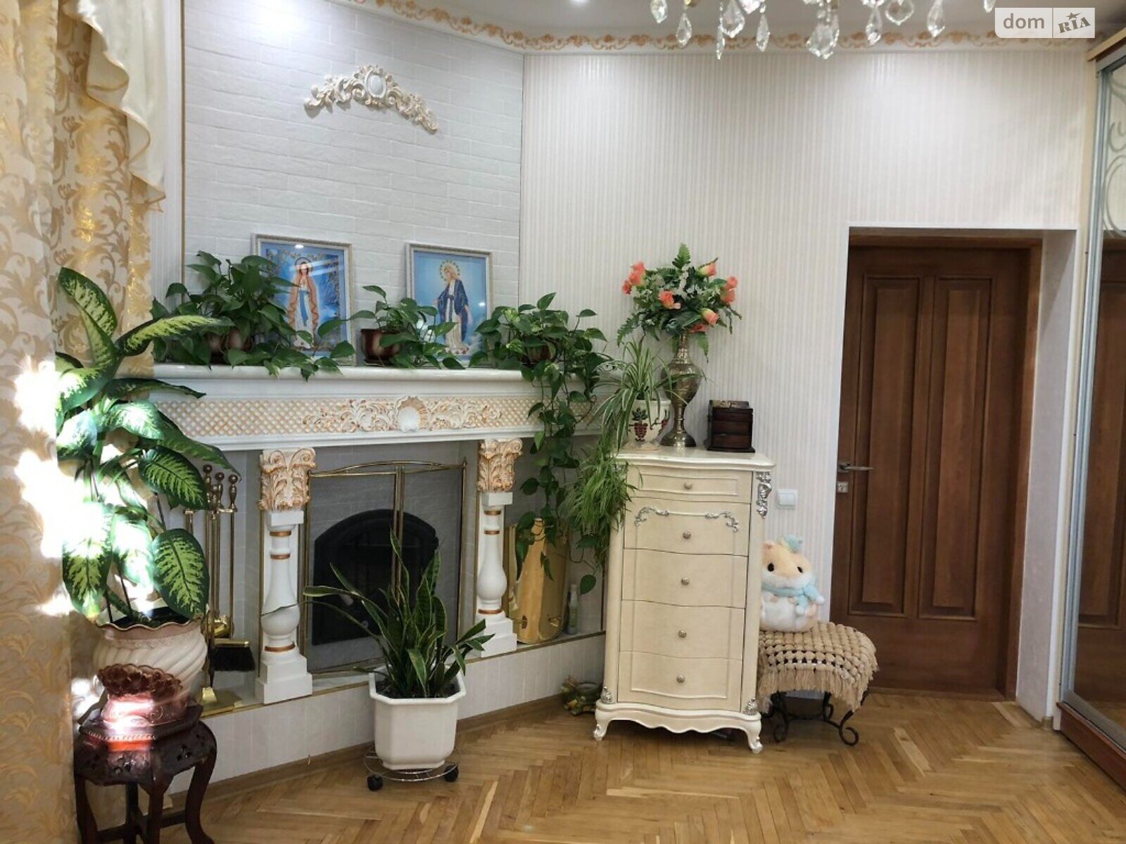 трехэтажный дом, 294 кв. м, кирпич. Продажа в Житомире район Центр фото 1 трехэтажный дом, 294 кв. м, кирпич. Продажа в Житомире район Центр фото 1