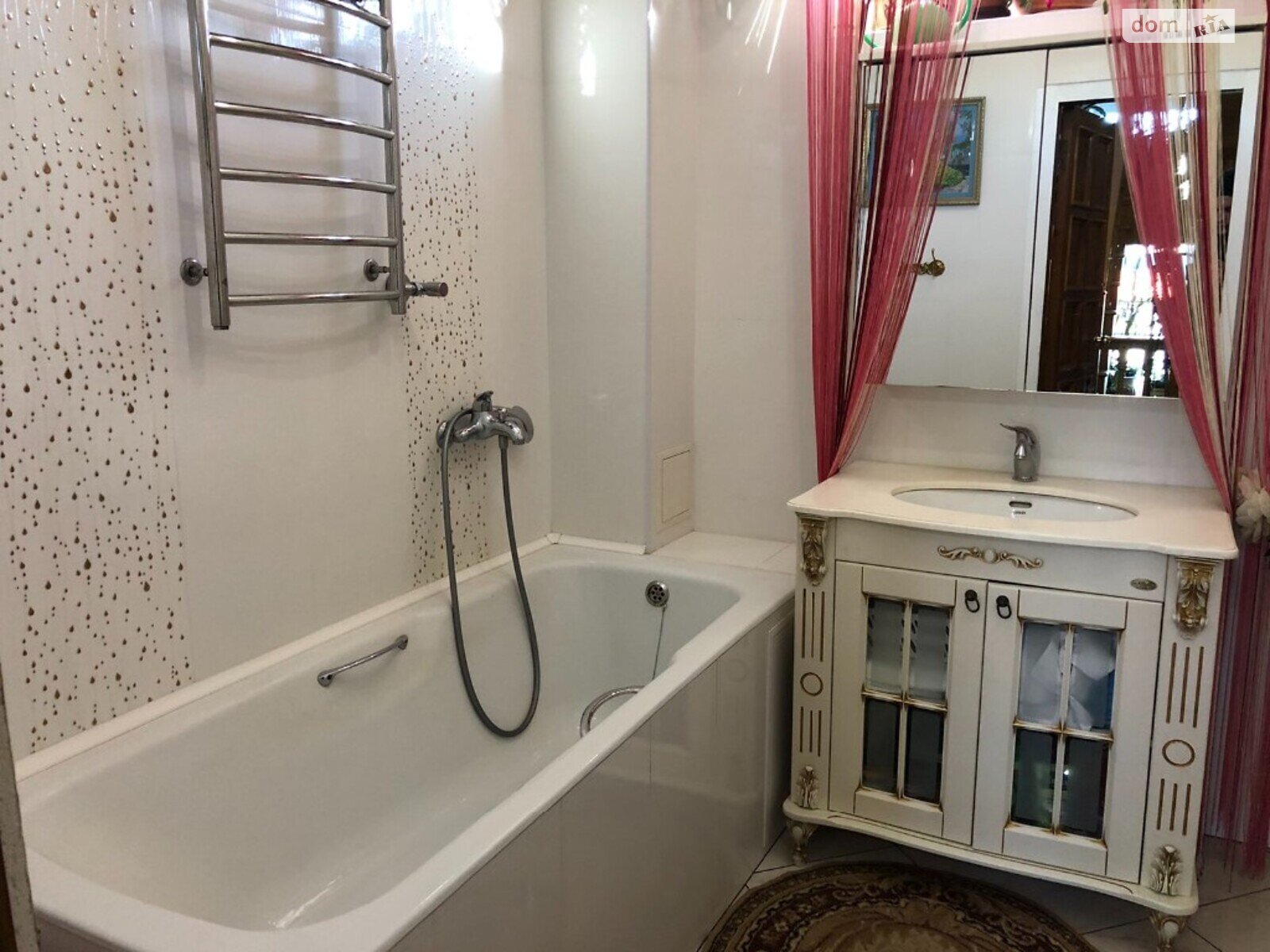 трехэтажный дом, 294 кв. м, кирпич. Продажа в Житомире район Центр фото 1 трехэтажный дом, 294 кв. м, кирпич. Продажа в Житомире район Центр фото 1