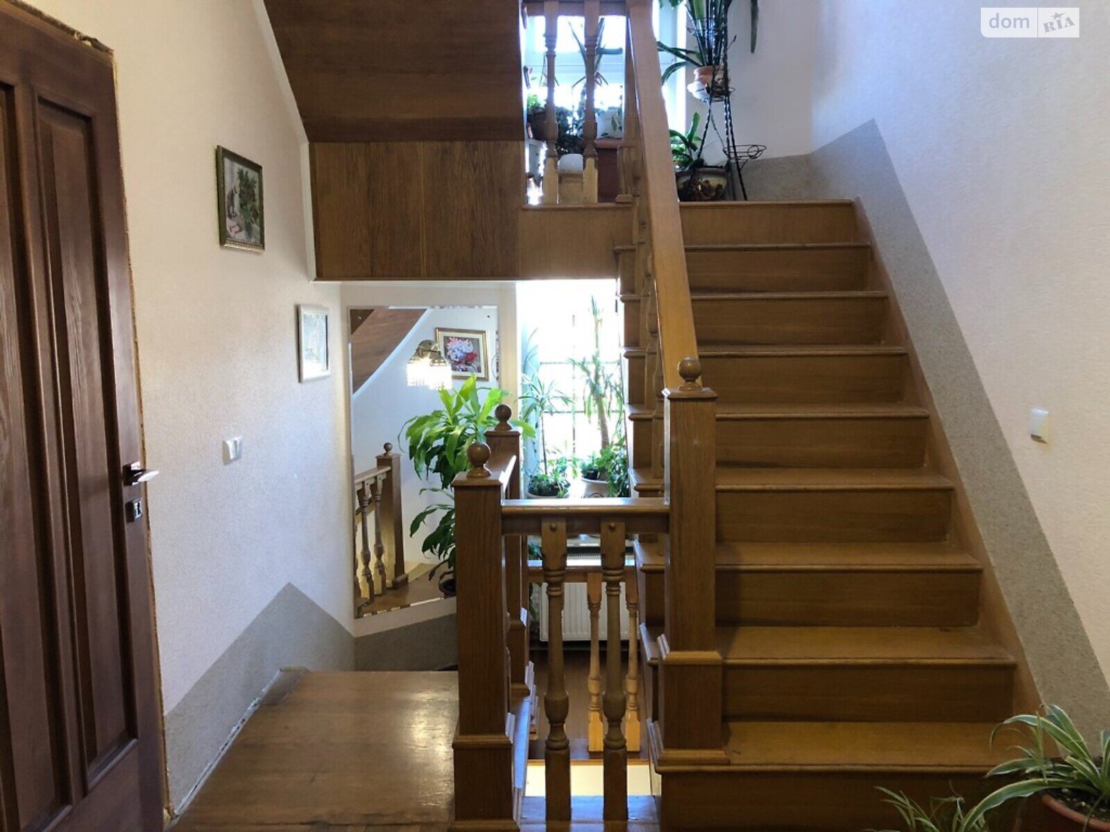 трехэтажный дом, 294 кв. м, кирпич. Продажа в Житомире район Центр фото 1 трехэтажный дом, 294 кв. м, кирпич. Продажа в Житомире район Центр фото 1