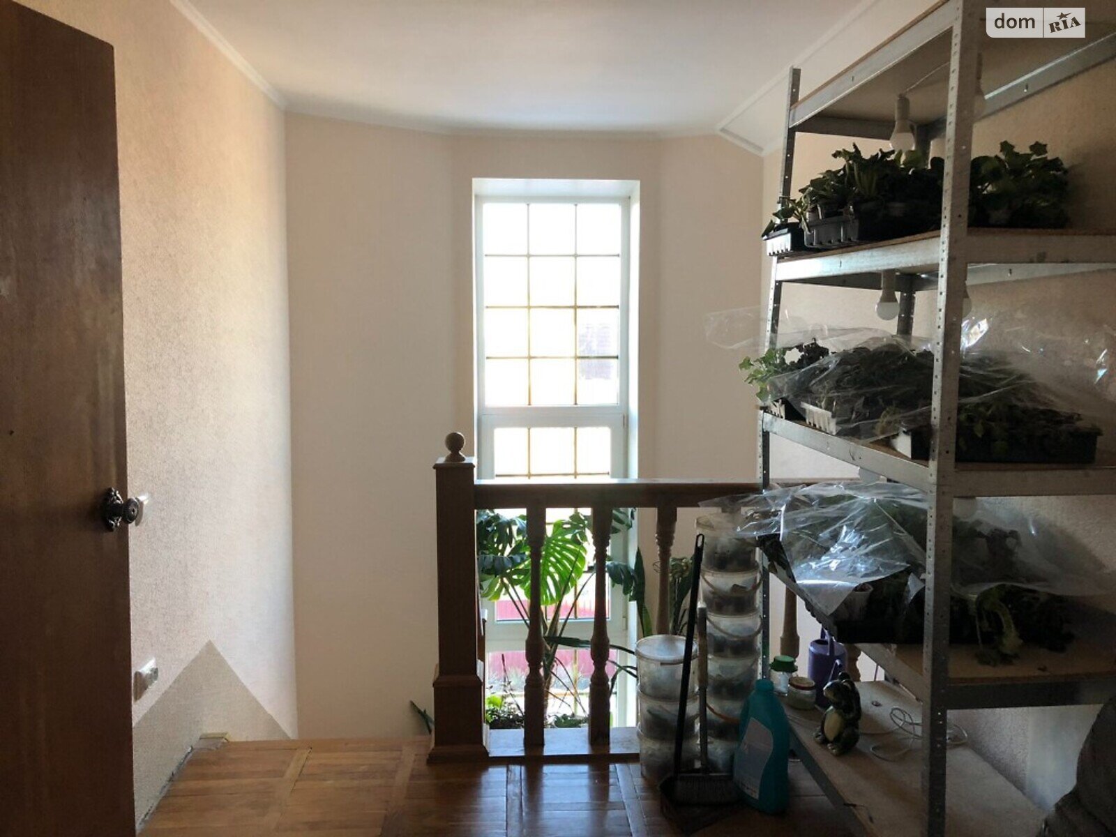 трехэтажный дом, 294 кв. м, кирпич. Продажа в Житомире район Центр фото 1 трехэтажный дом, 294 кв. м, кирпич. Продажа в Житомире район Центр фото 1