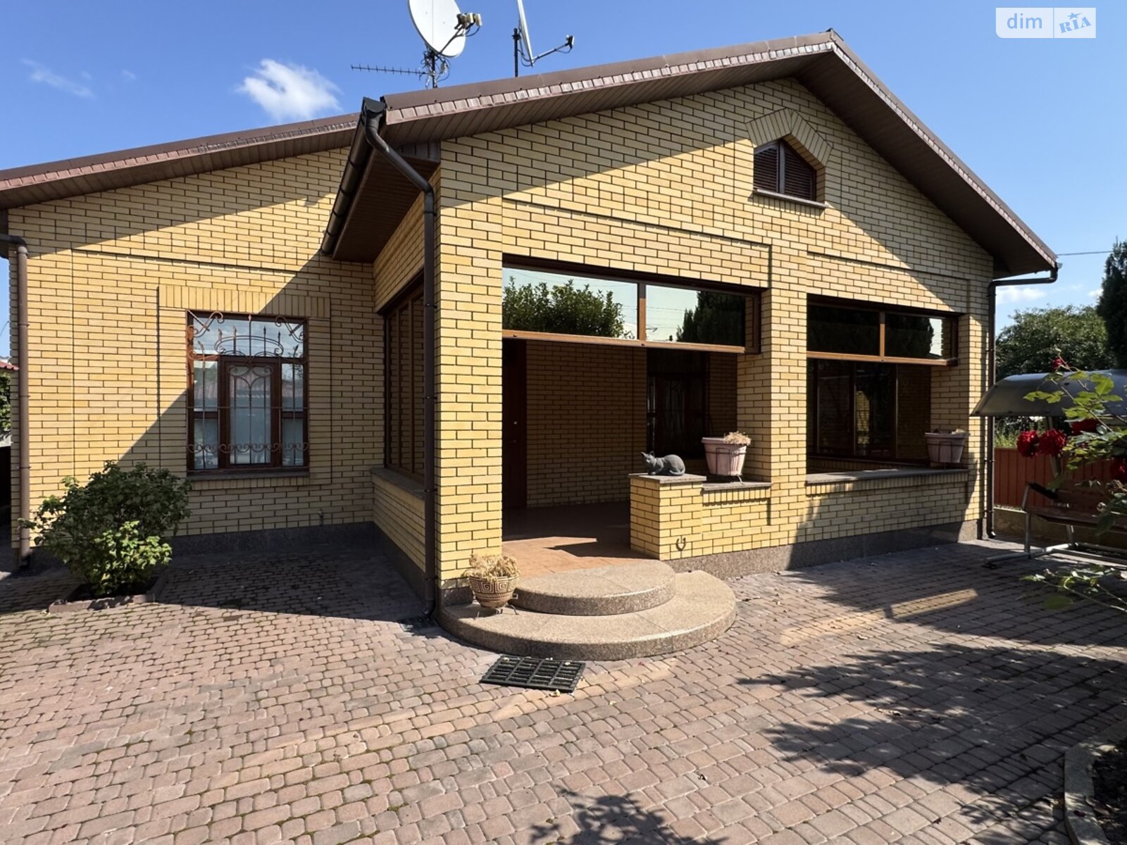 одноэтажный дом беседка, 74.7 кв. м, кирпич. Продажа в Житомире район Вокзал фото 1 одноэтажный дом беседка, 74.7 кв. м, кирпич. Продажа в Житомире район Вокзал фото 1