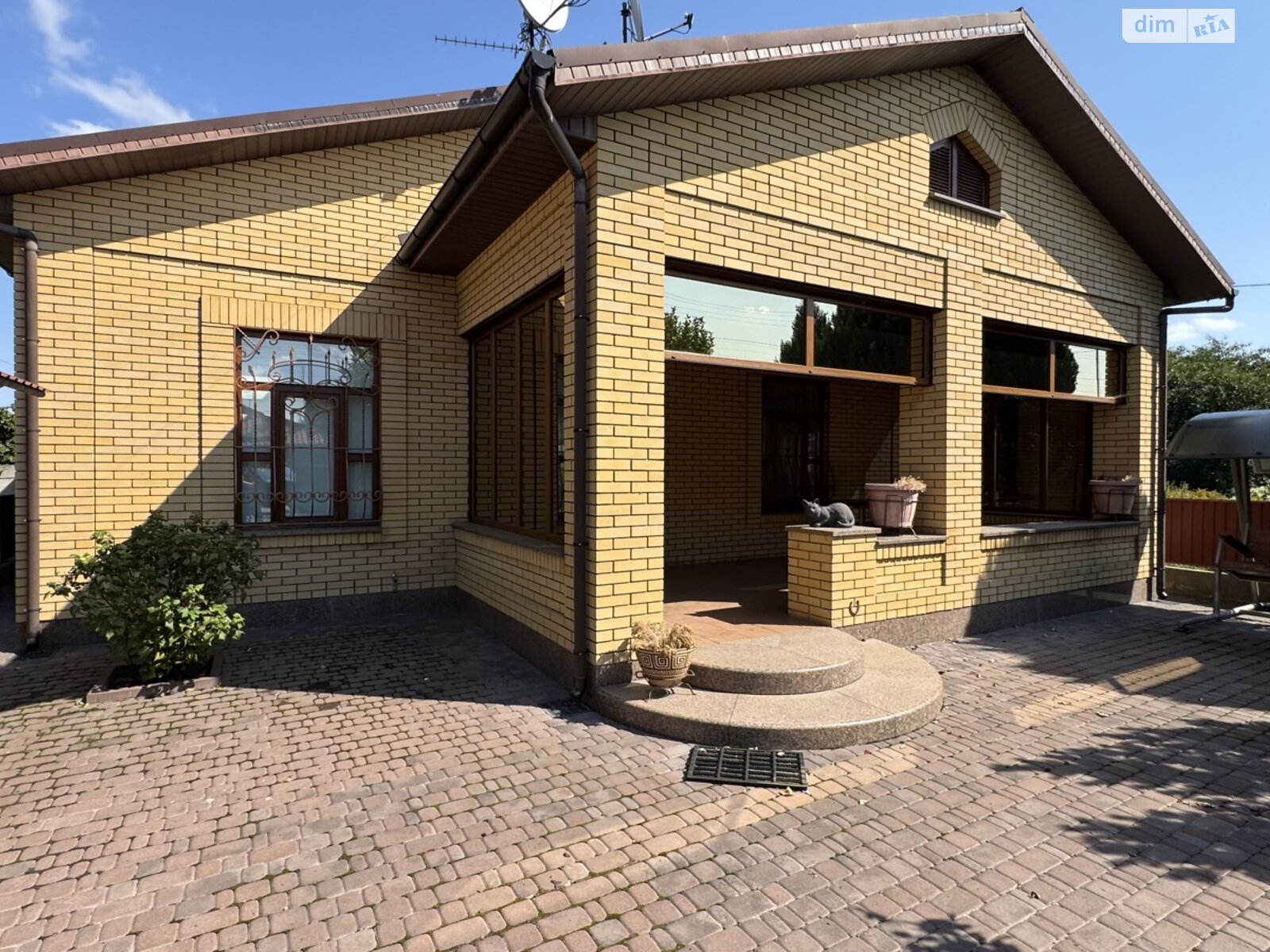 одноэтажный дом беседка, 74.7 кв. м, кирпич. Продажа в Житомире район Вокзал фото 1 одноэтажный дом беседка, 74.7 кв. м, кирпич. Продажа в Житомире район Вокзал фото 1