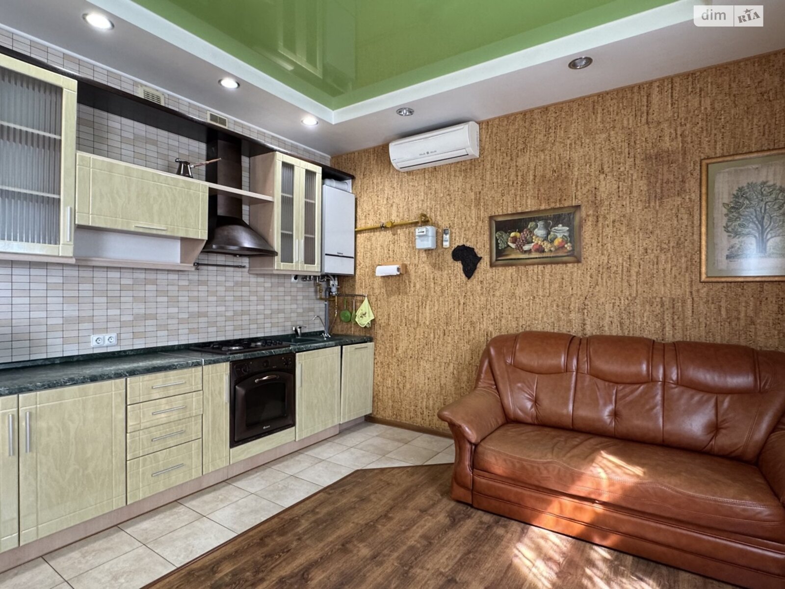 одноэтажный дом беседка, 74.7 кв. м, кирпич. Продажа в Житомире район Вокзал фото 1 одноэтажный дом беседка, 74.7 кв. м, кирпич. Продажа в Житомире район Вокзал фото 1