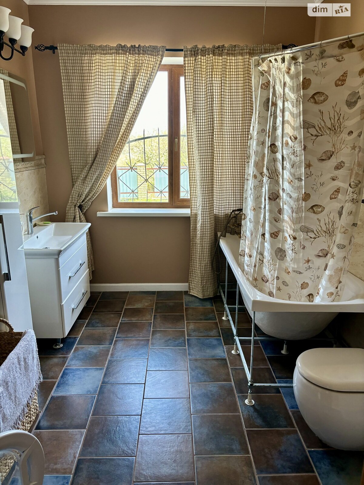 одноповерховий будинок з гаражем, 180 кв. м, цегла. Продаж у Житомирі фото 1 одноповерховий будинок з гаражем, 180 кв. м, цегла. Продаж у Житомирі фото 1