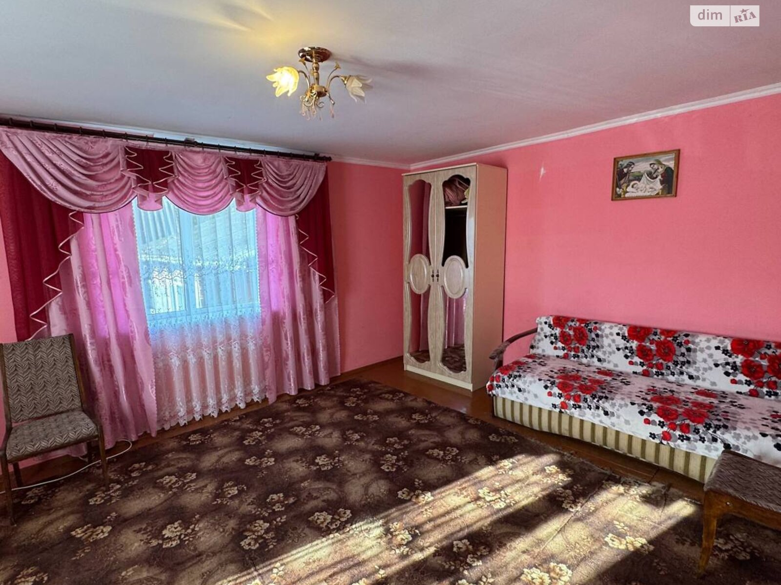 одноэтажный дом с гаражом, 70 кв. м, кирпич. Продажа в Живачове фото 1