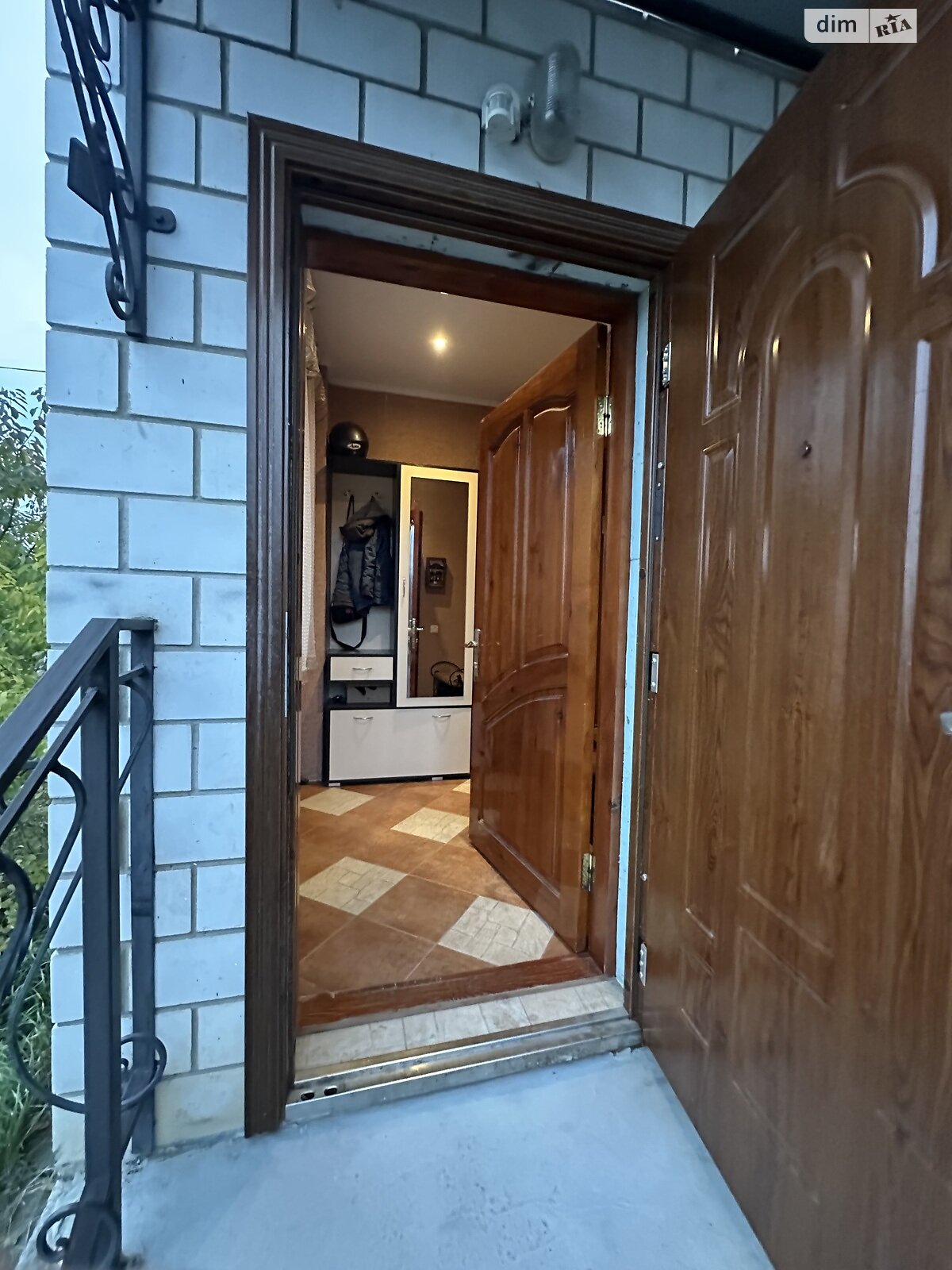 двоповерховий будинок з верандою, 124 кв. м, цегла. Продаж в Жмеринці, район Жмеринка фото 1