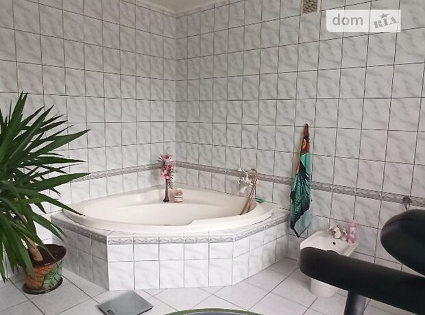 двухэтажный дом с камином, 242 кв. м, кирпич. Продажа в Жовкве район Жолква фото 1 двухэтажный дом с камином, 242 кв. м, кирпич. Продажа в Жовкве район Жолква фото 1