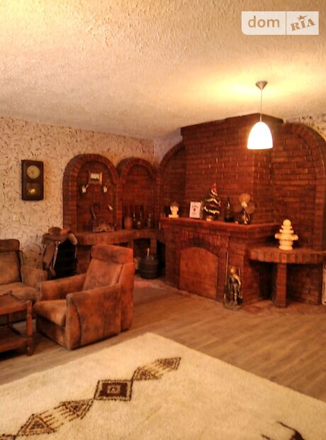 трехэтажный дом, 320 кв. м, кирпич. Продажа в Крехове (Львовская обл.) фото 1 трехэтажный дом, 320 кв. м, кирпич. Продажа в Крехове (Львовская обл.) фото 1
